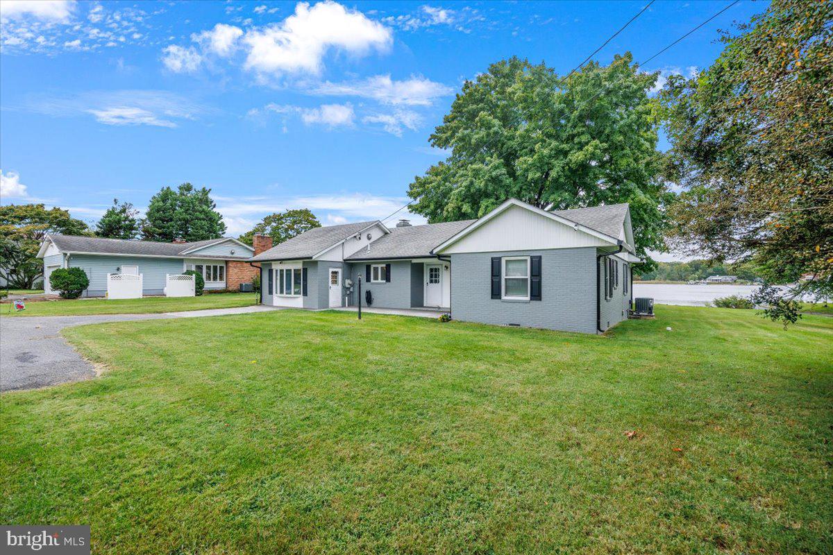 4852 & 4850 CHURCH LANE