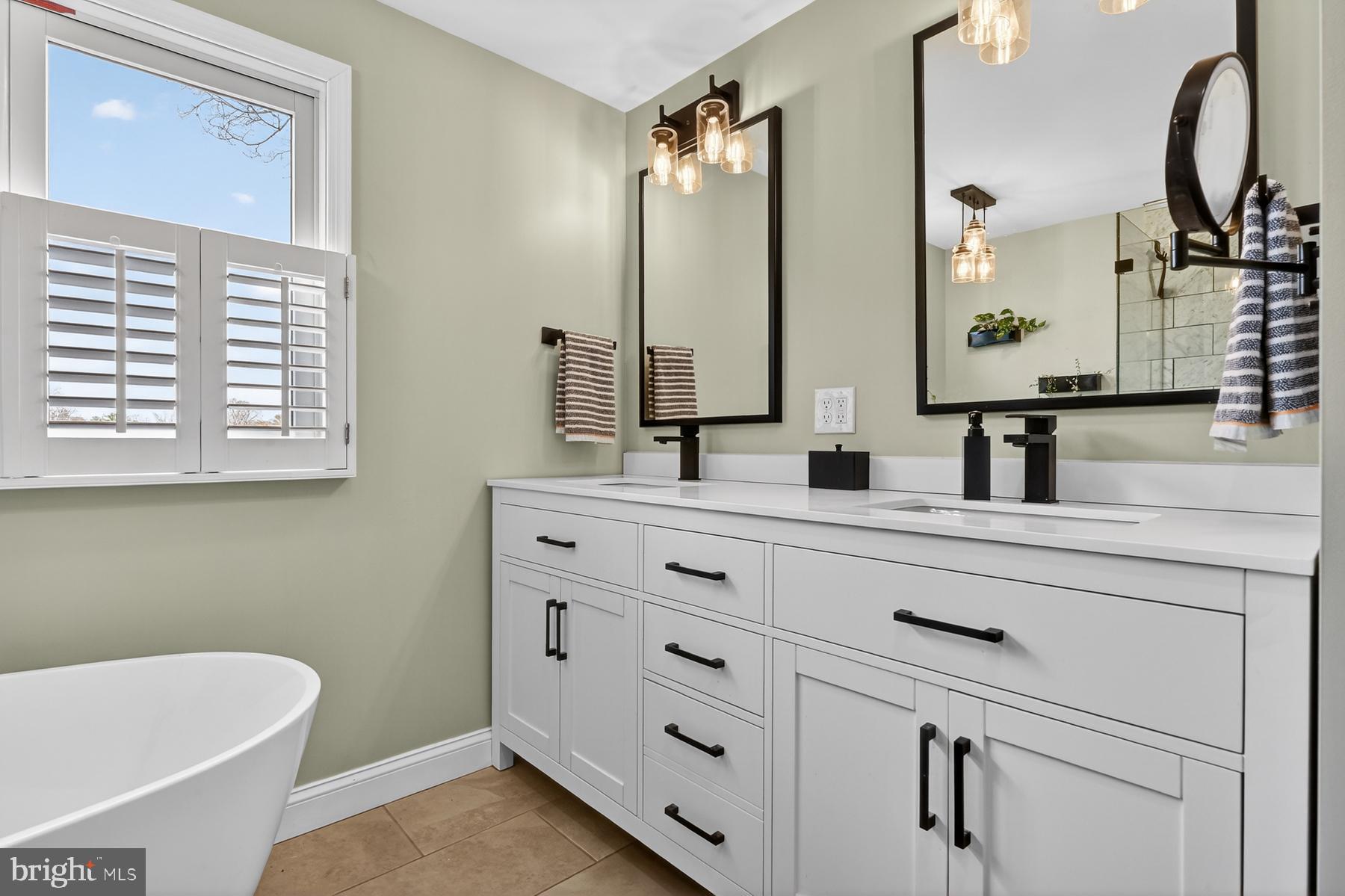 POPLAR RIDGE - Residential