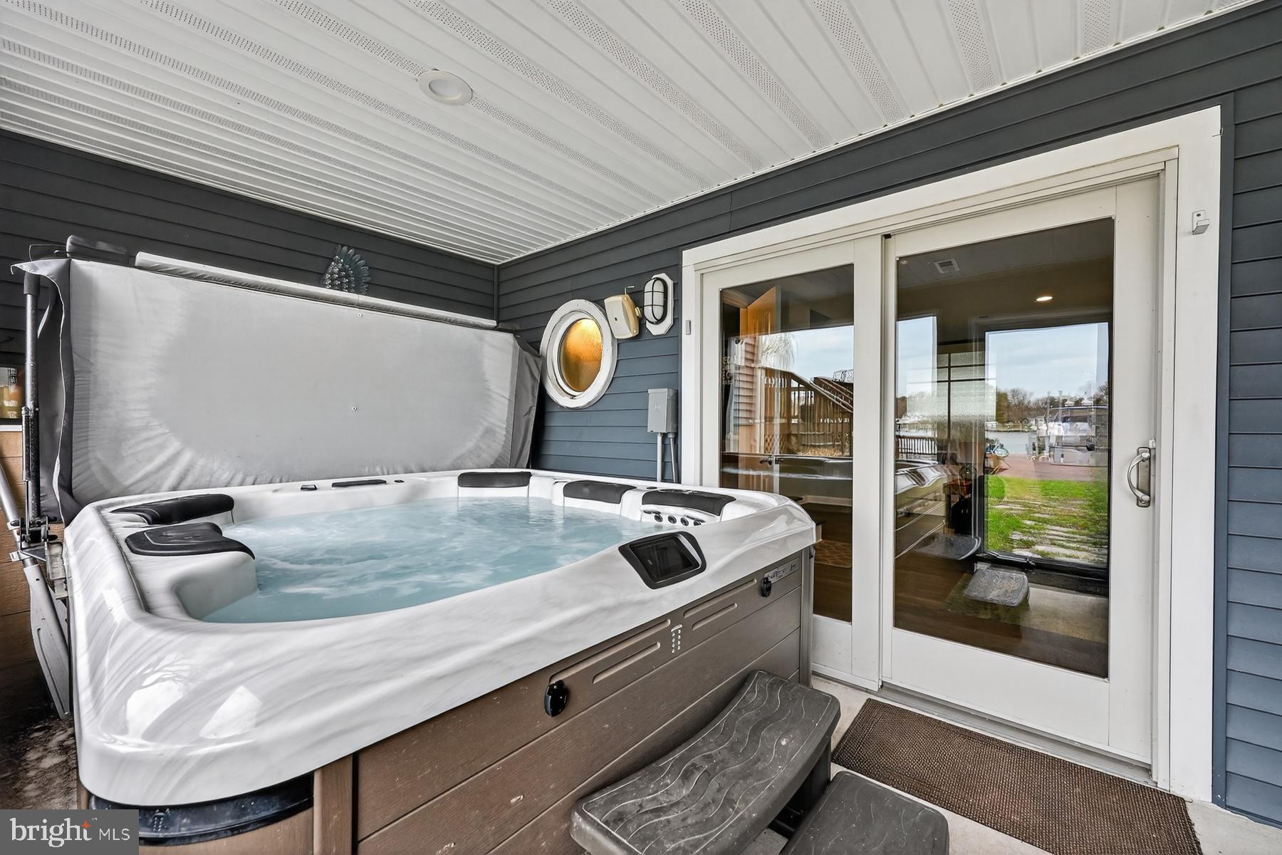 POPLAR RIDGE - Residential