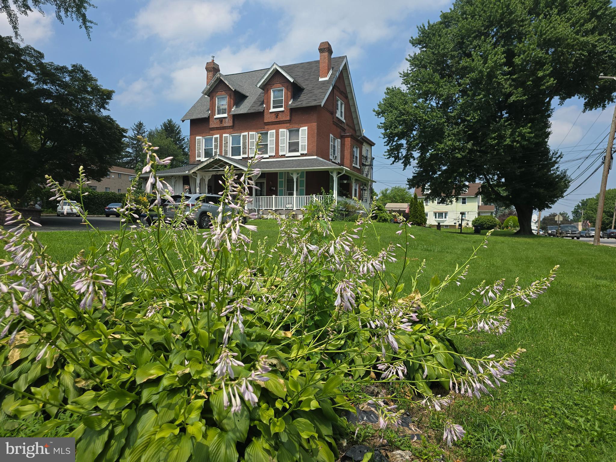 PRIMOS SECANE - Residential Lease