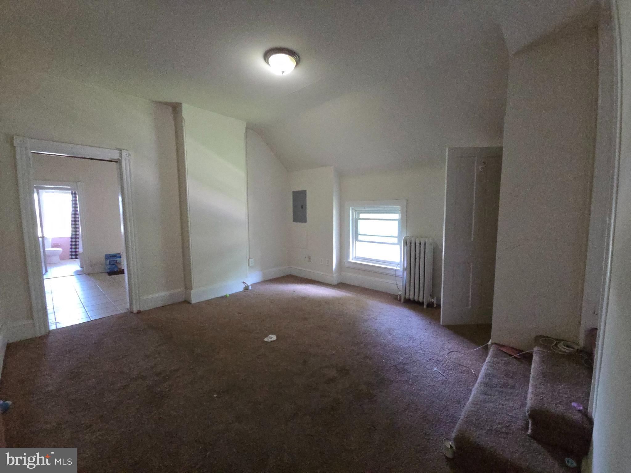 PRIMOS SECANE - Residential Lease