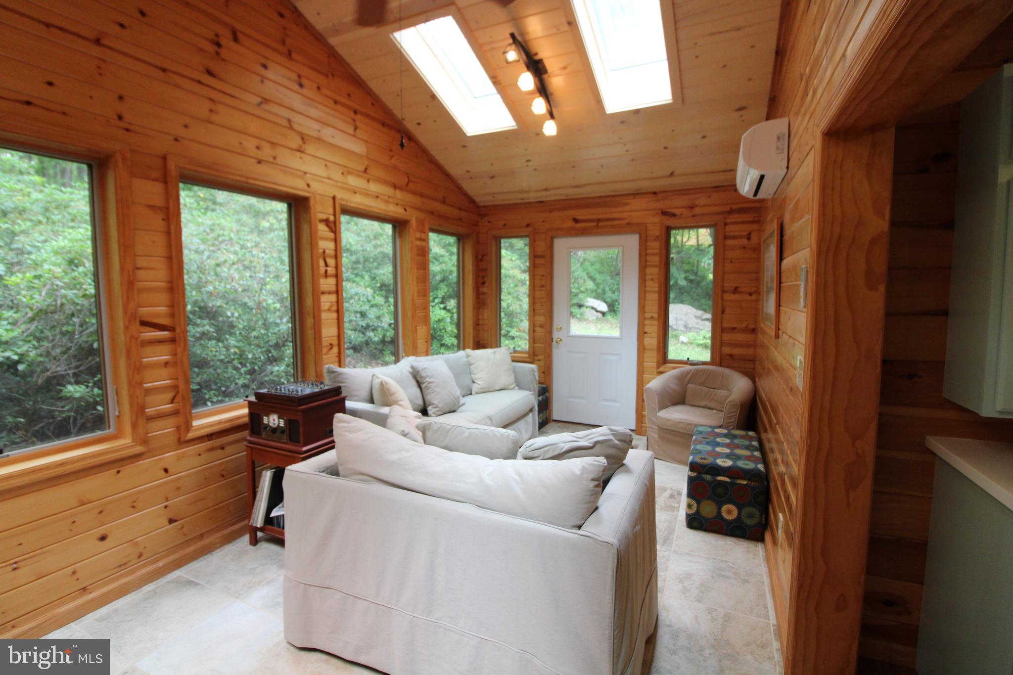 ALPINE LAKE RESORT - Residential