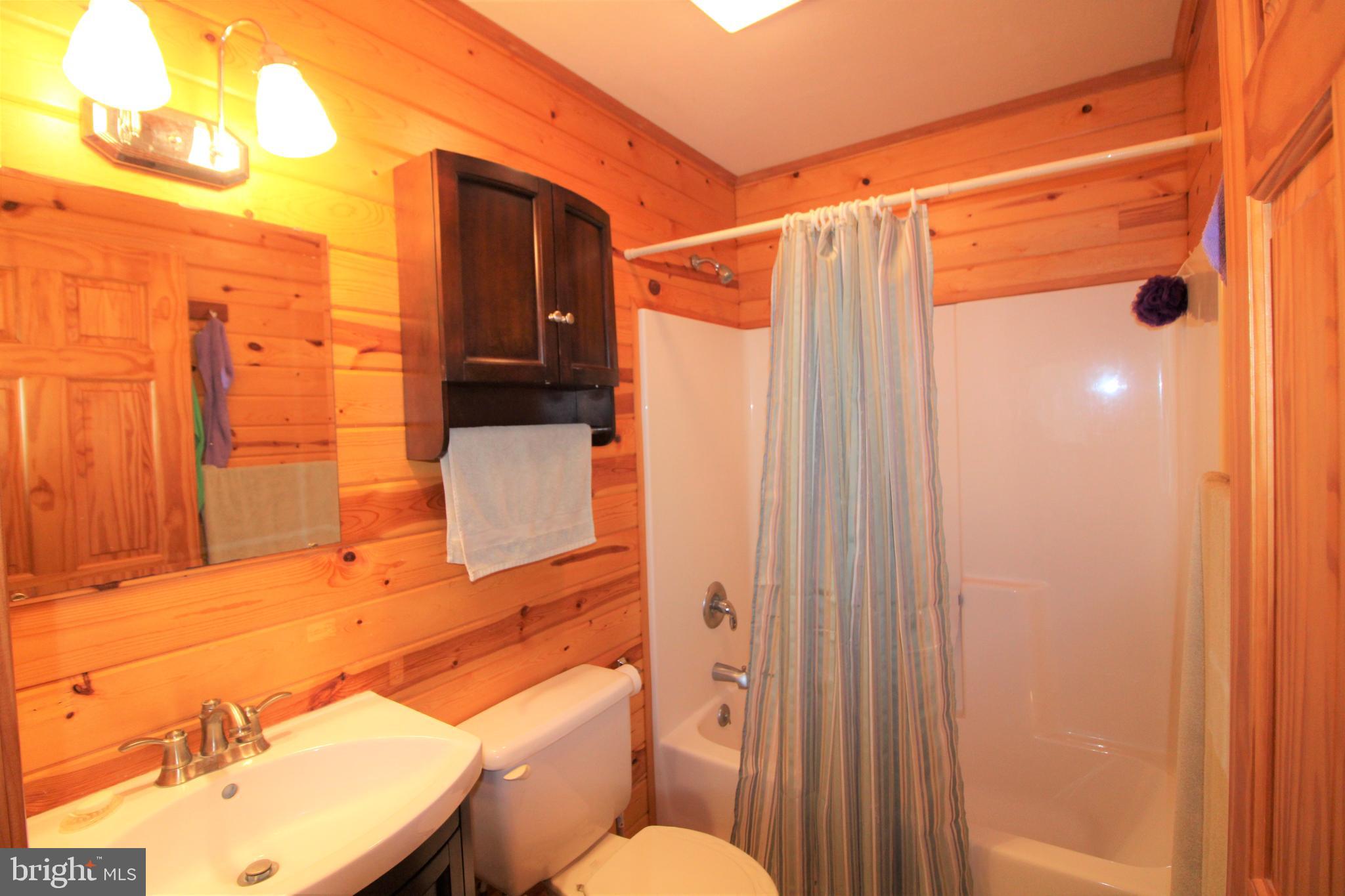 ALPINE LAKE RESORT - Residential