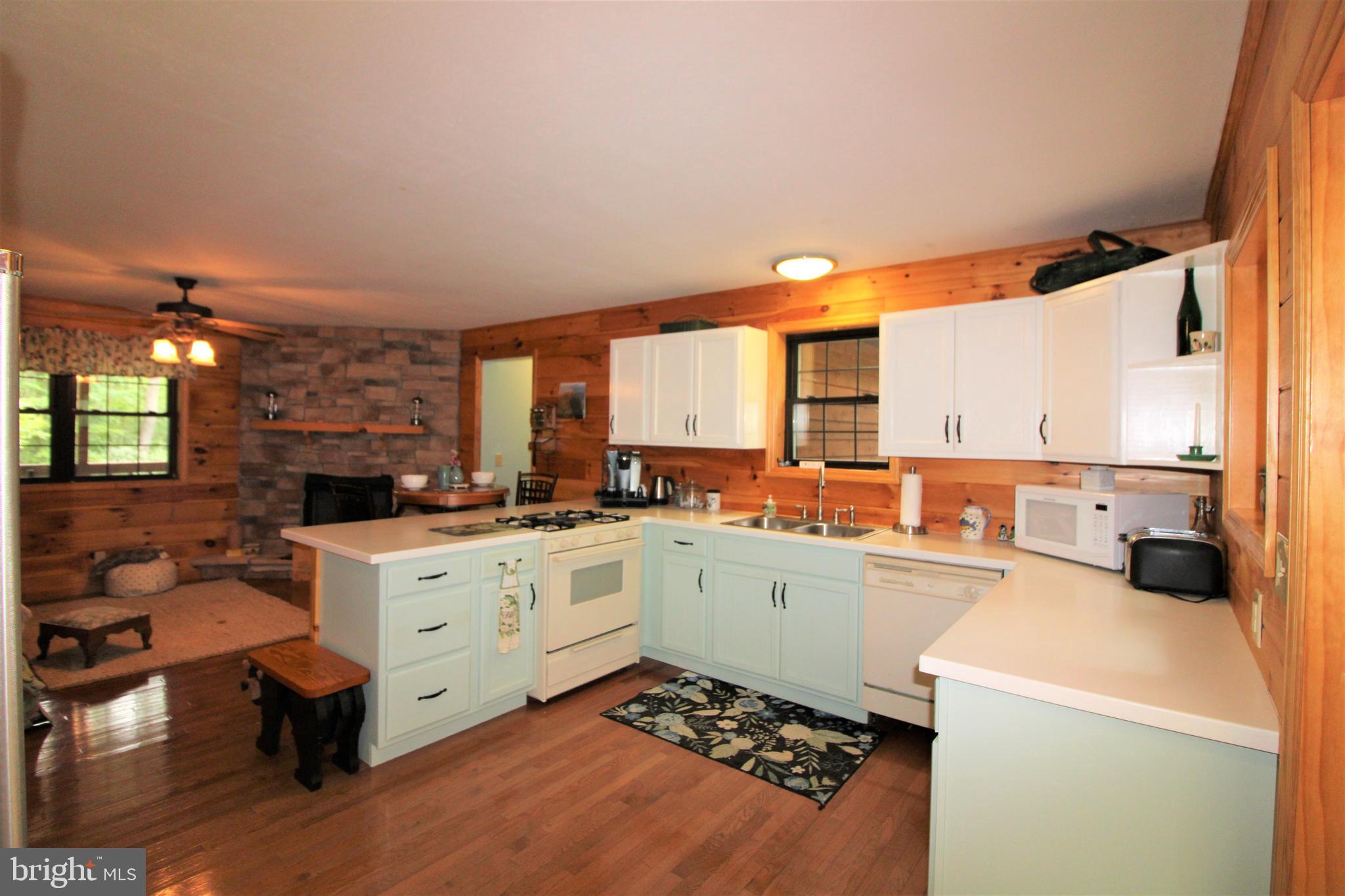 ALPINE LAKE RESORT - Residential