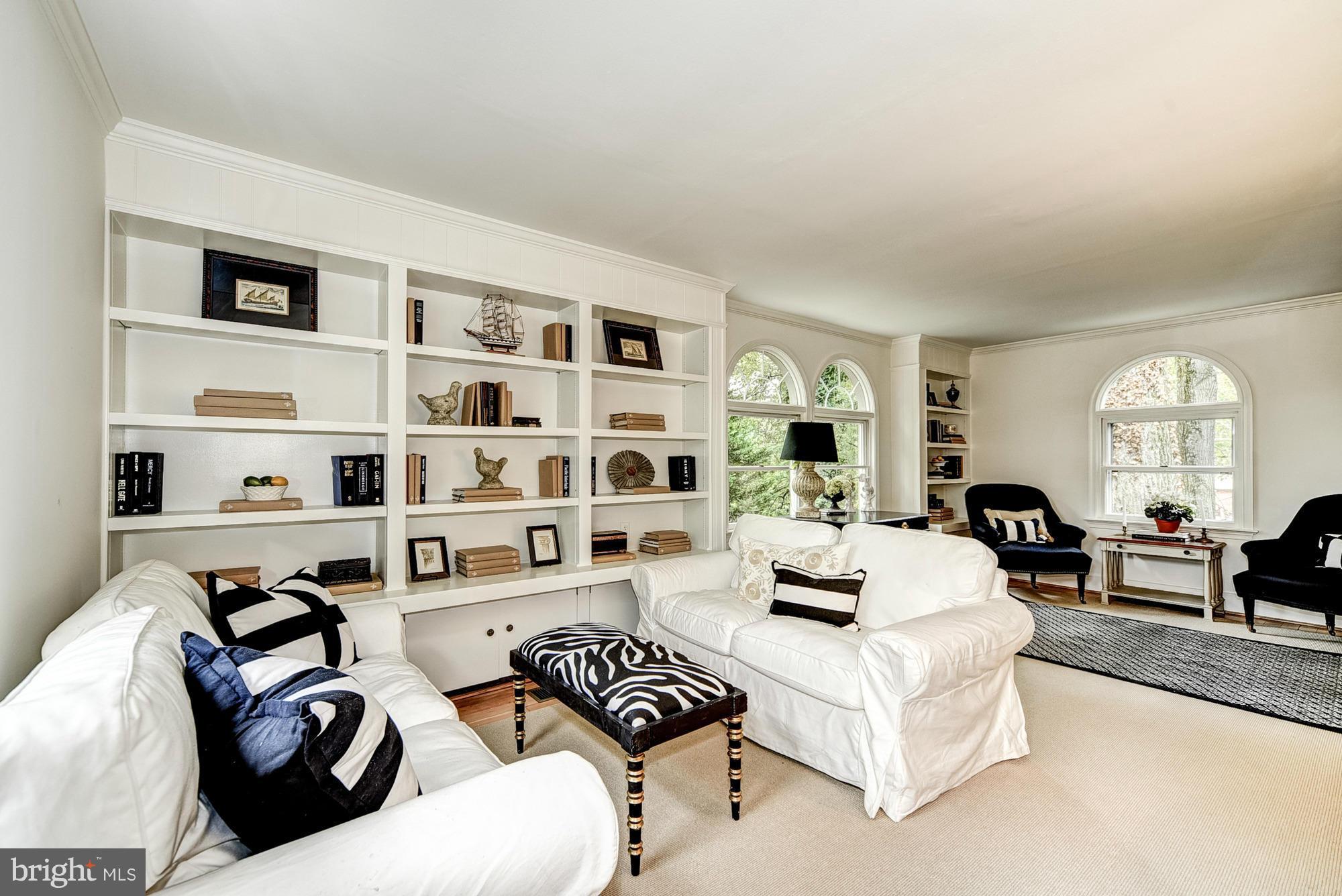 CHEVY CHASE - Residential