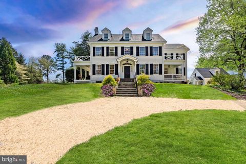 1031 PINE HILL ROAD MCLEAN VA 22101