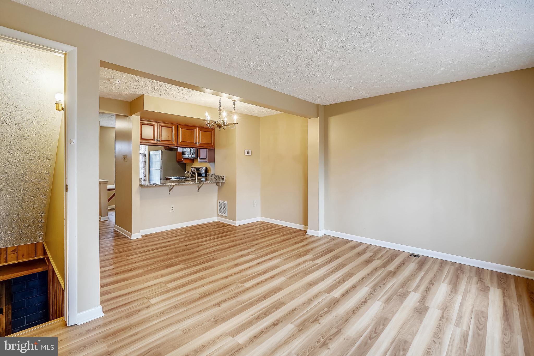 LITTLE ROCKY RUN - Residential Lease