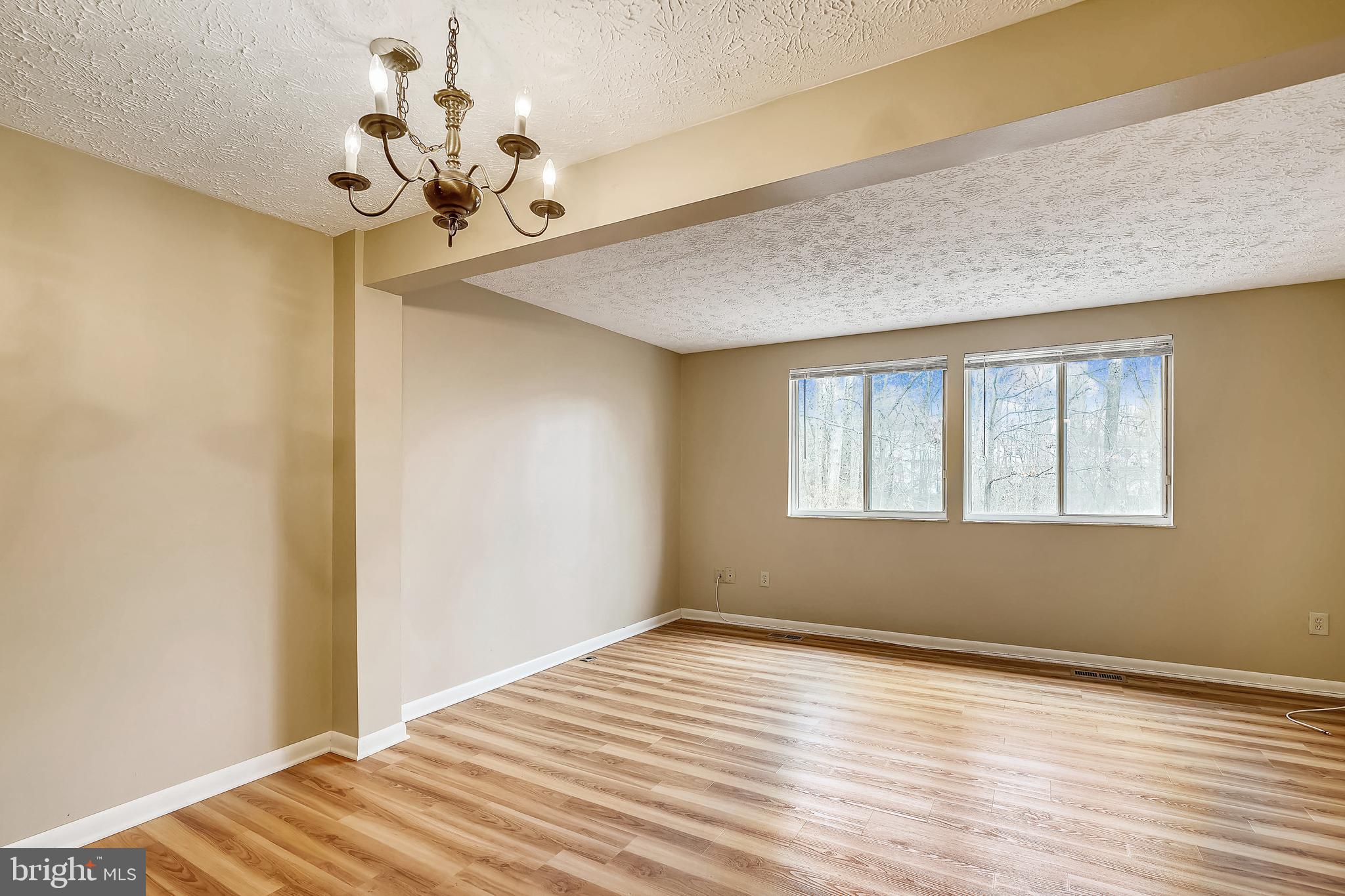 LITTLE ROCKY RUN - Residential Lease