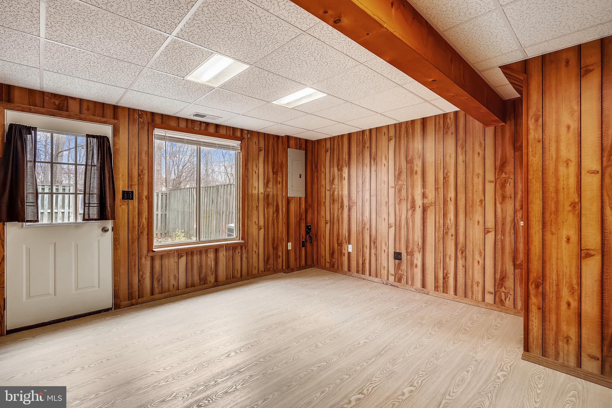 LITTLE ROCKY RUN - Residential Lease