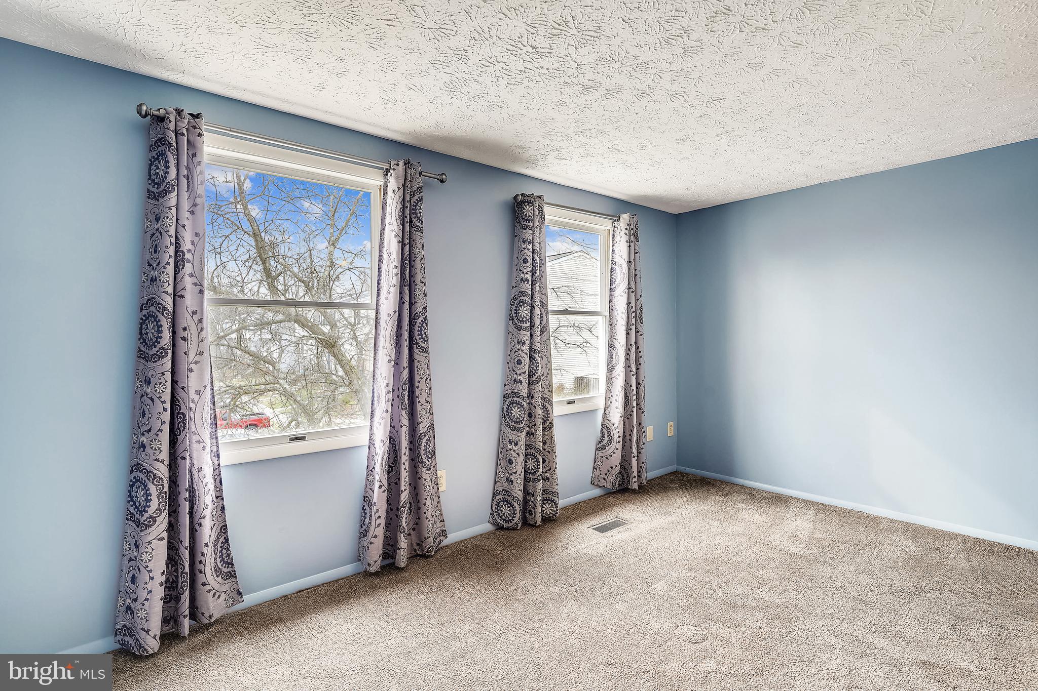 LITTLE ROCKY RUN - Residential Lease