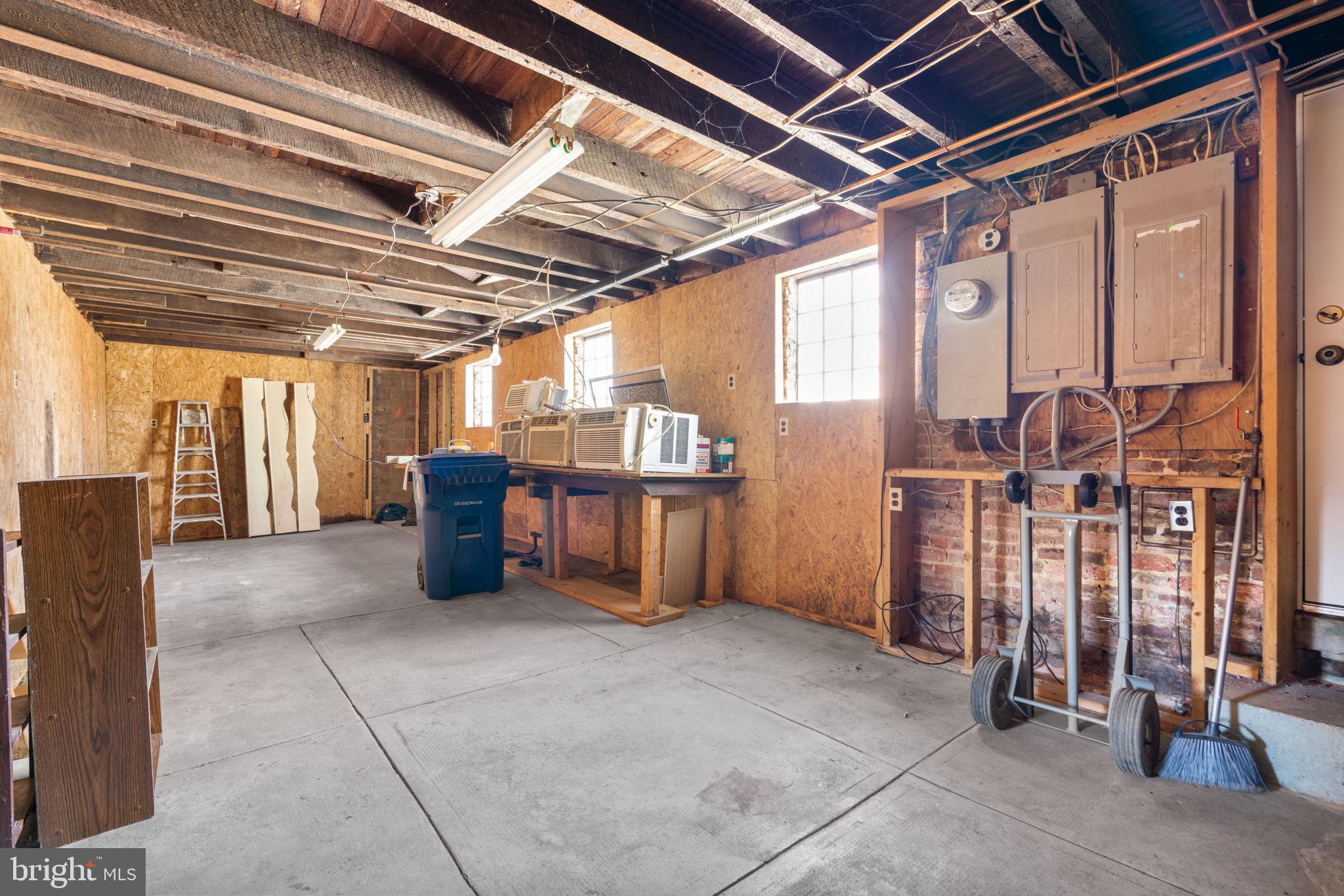 BREWERS HILL - Residential