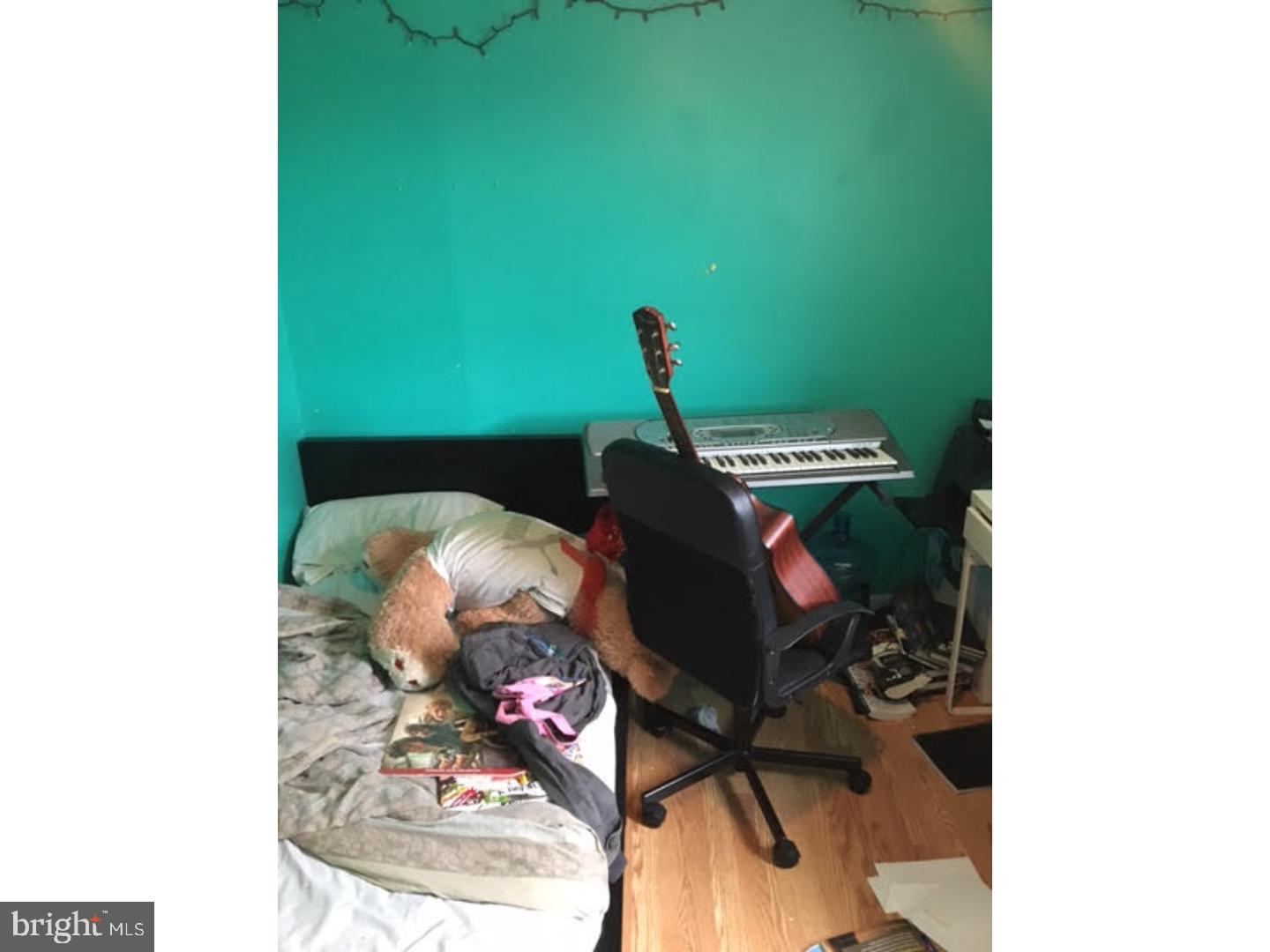 POINT BREEZE - Residential