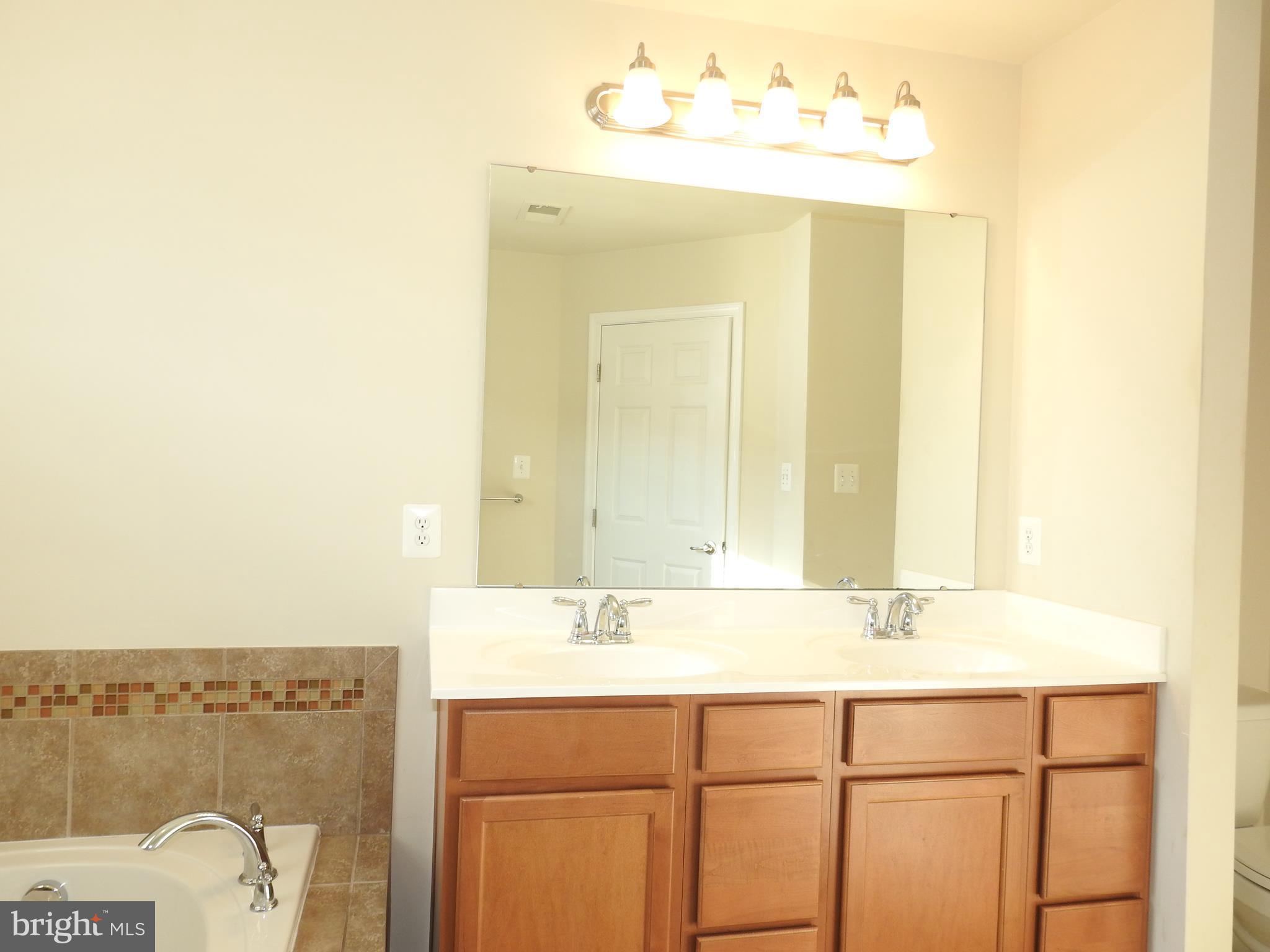 PINE RIDGE CROSSING - Residential