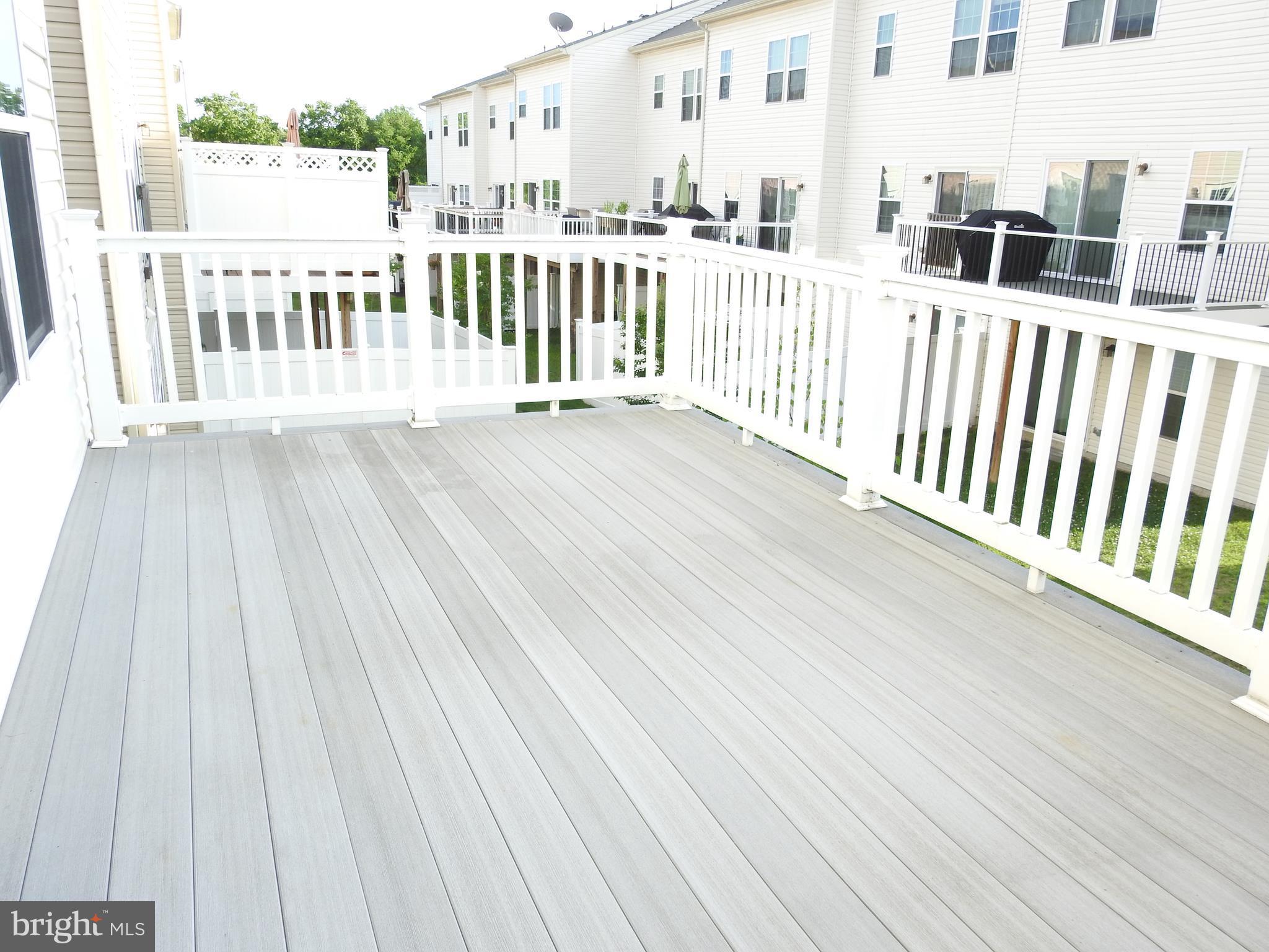 PINE RIDGE CROSSING - Residential