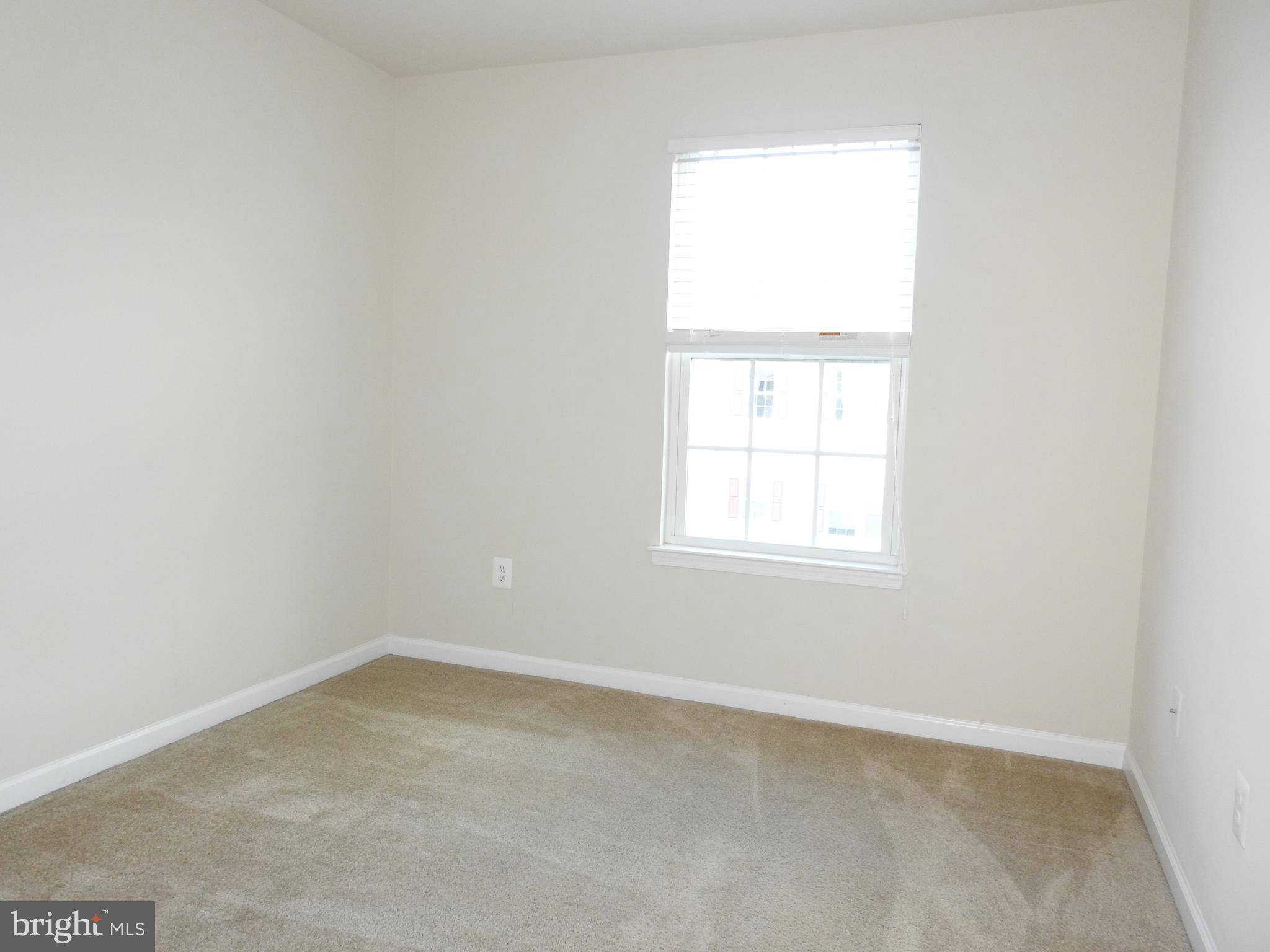 PINE RIDGE CROSSING - Residential