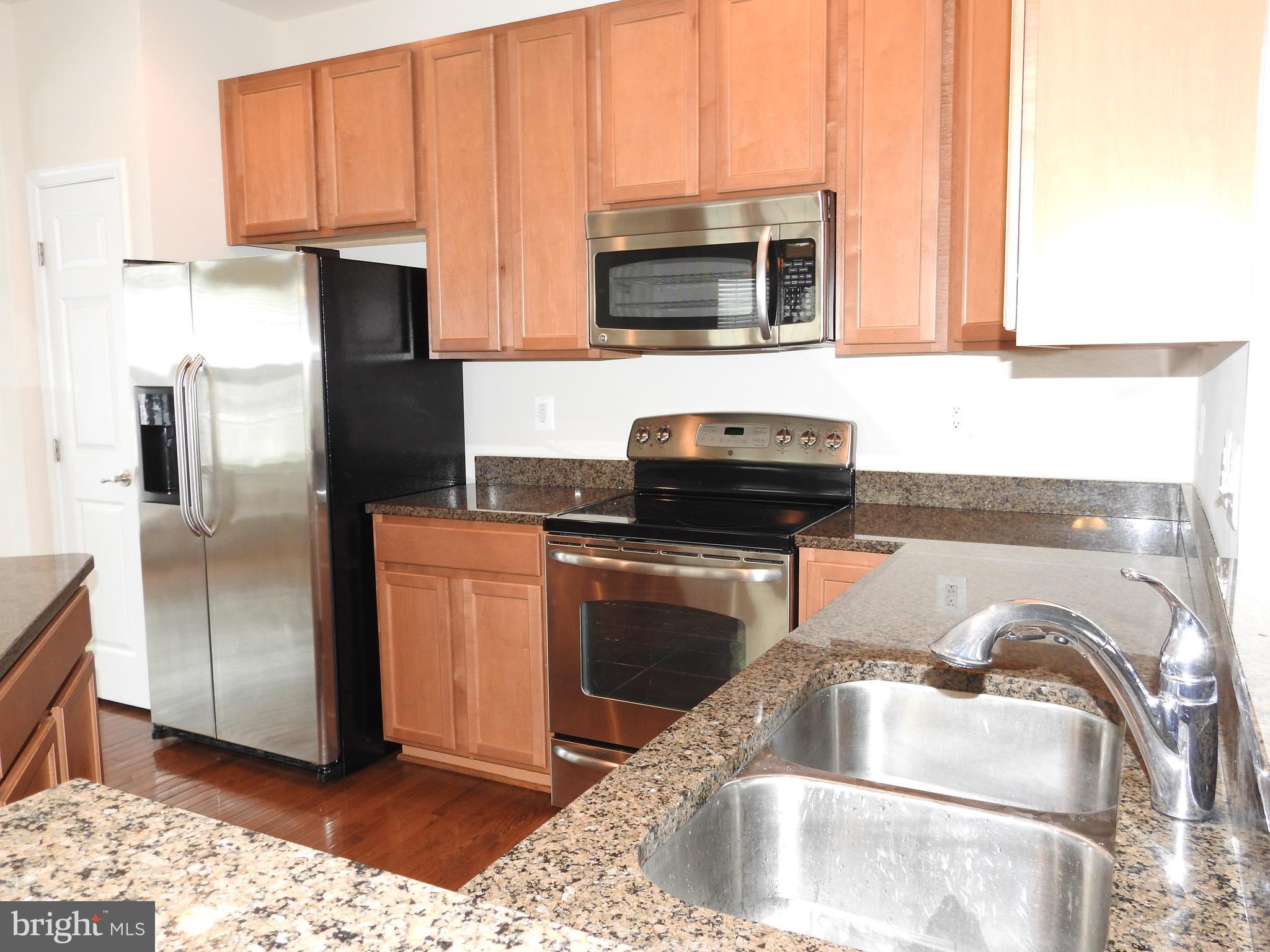 PINE RIDGE CROSSING - Residential