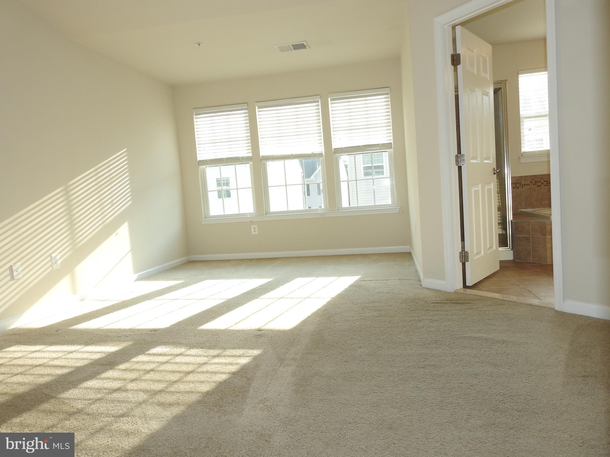 PINE RIDGE CROSSING - Residential