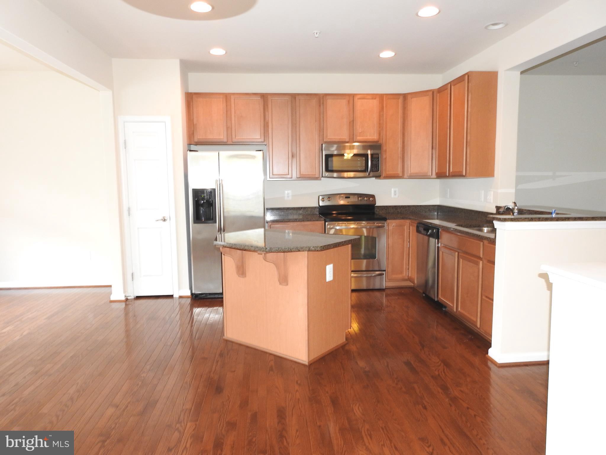 PINE RIDGE CROSSING - Residential