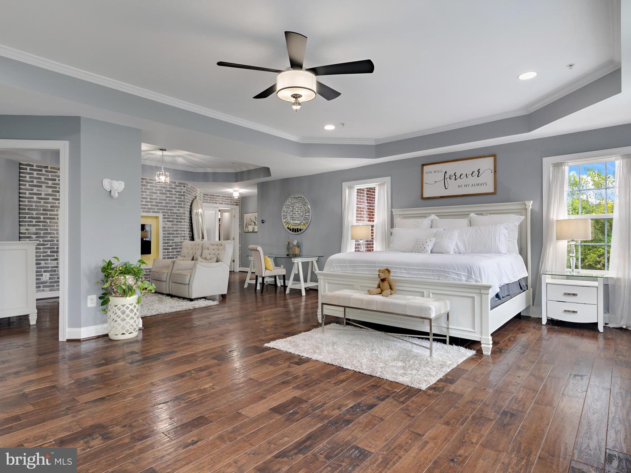 STRATFORD ESTATES - Residential