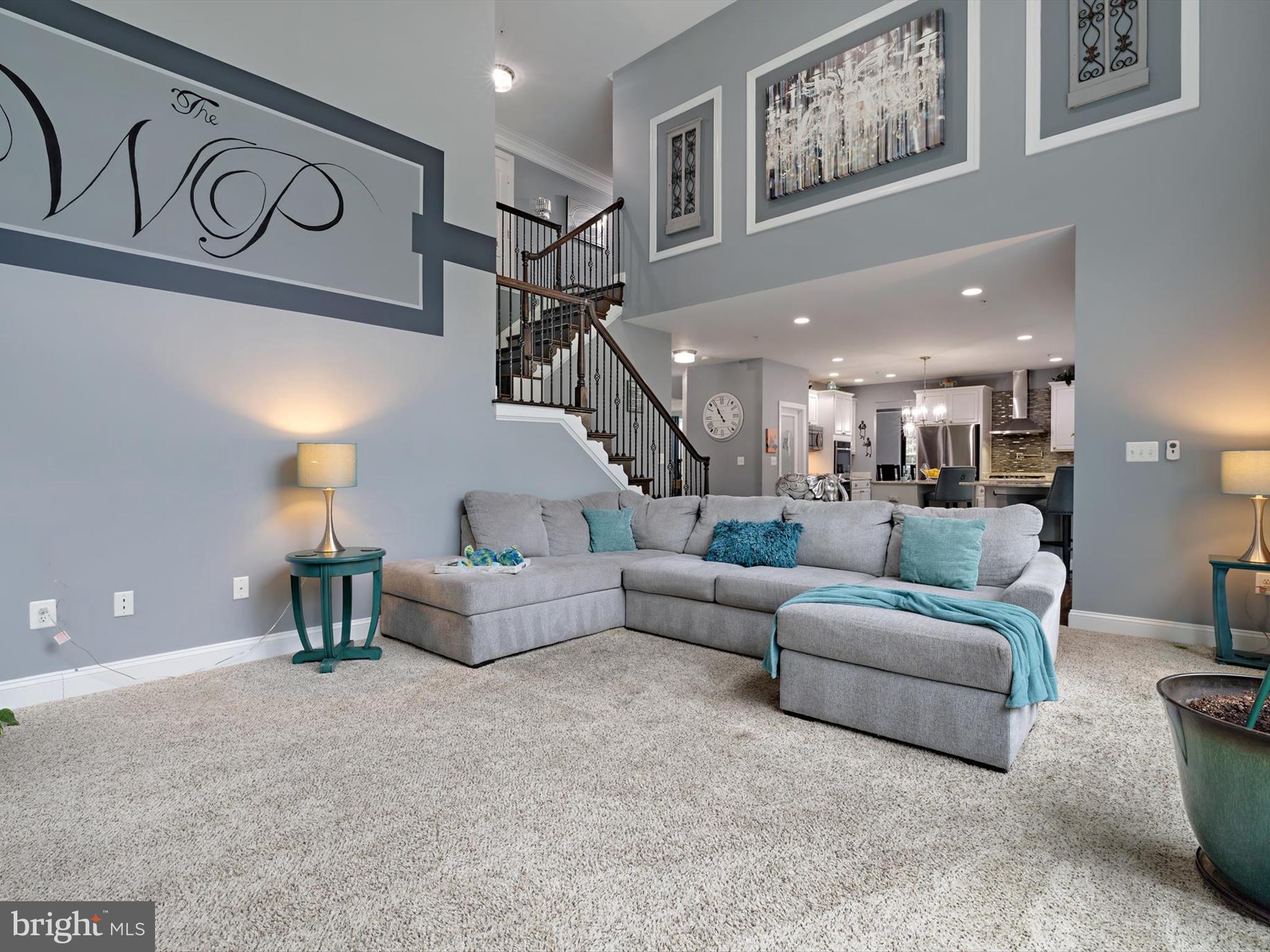 STRATFORD ESTATES - Residential