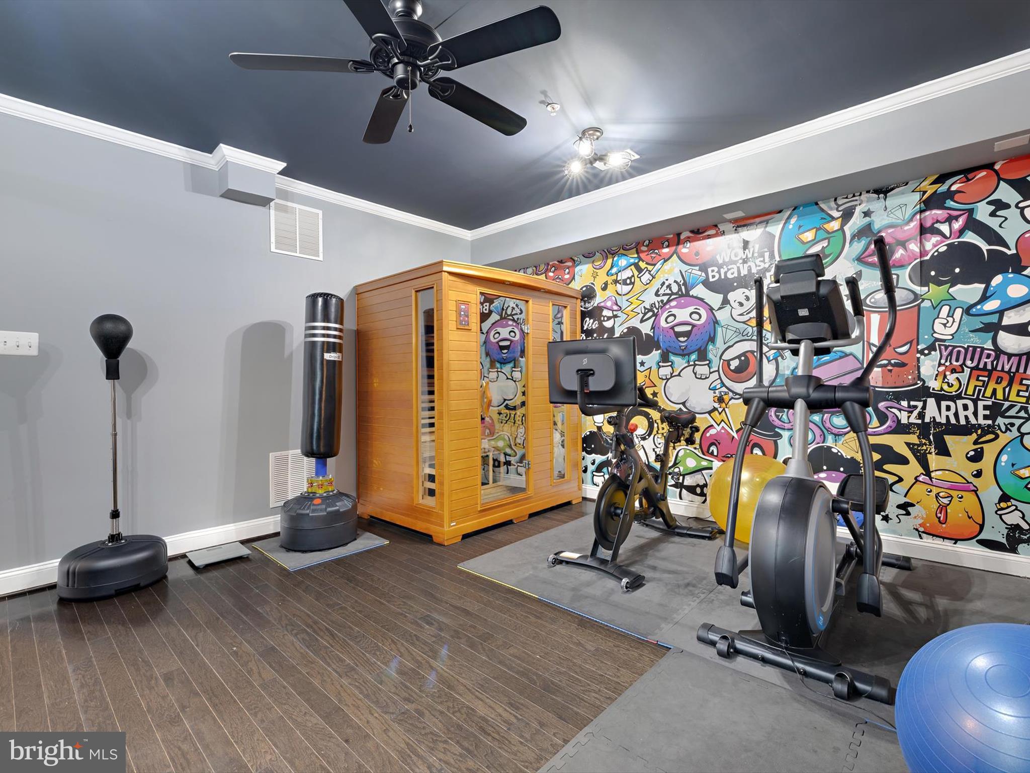 STRATFORD ESTATES - Residential