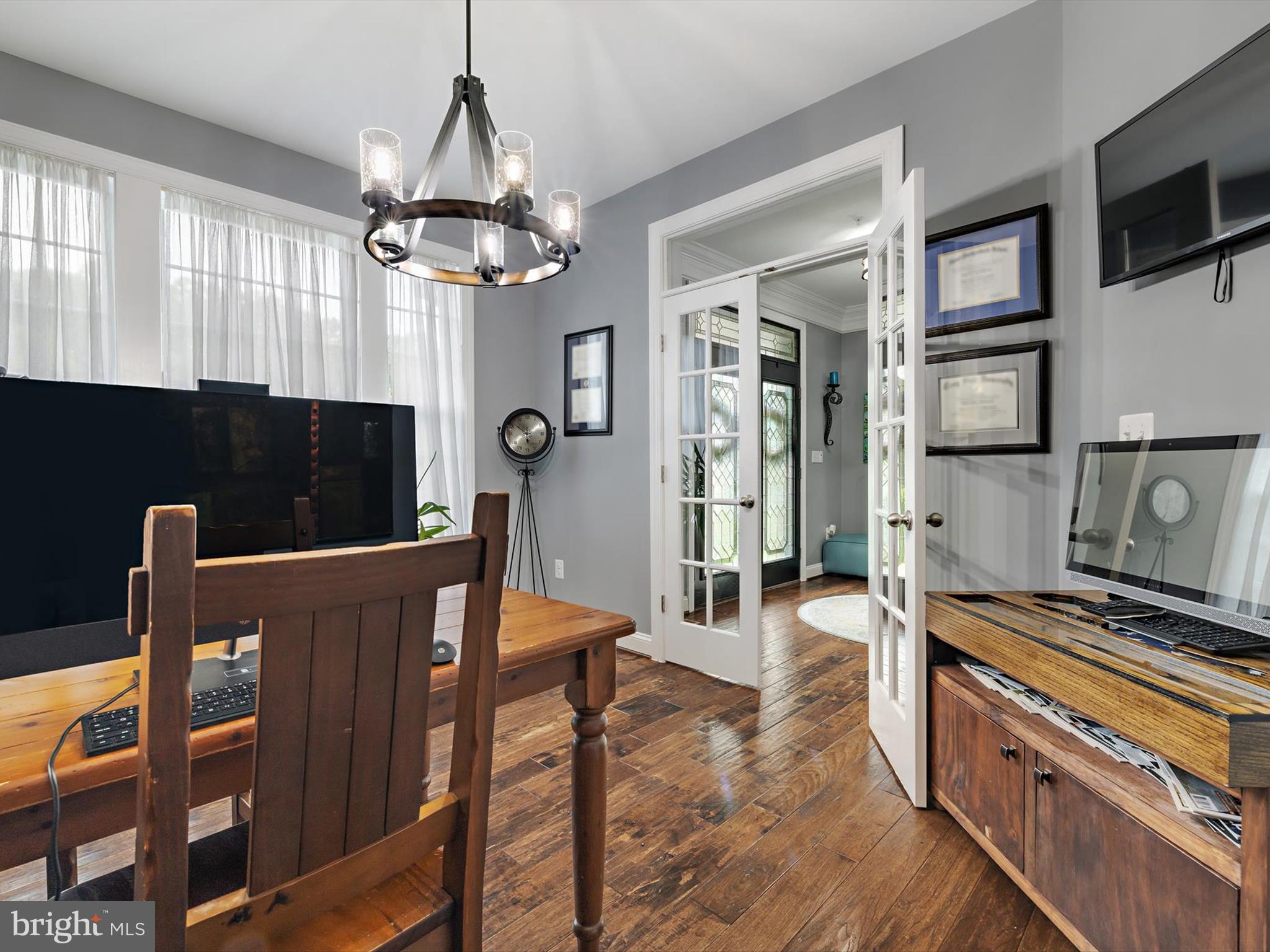 STRATFORD ESTATES - Residential