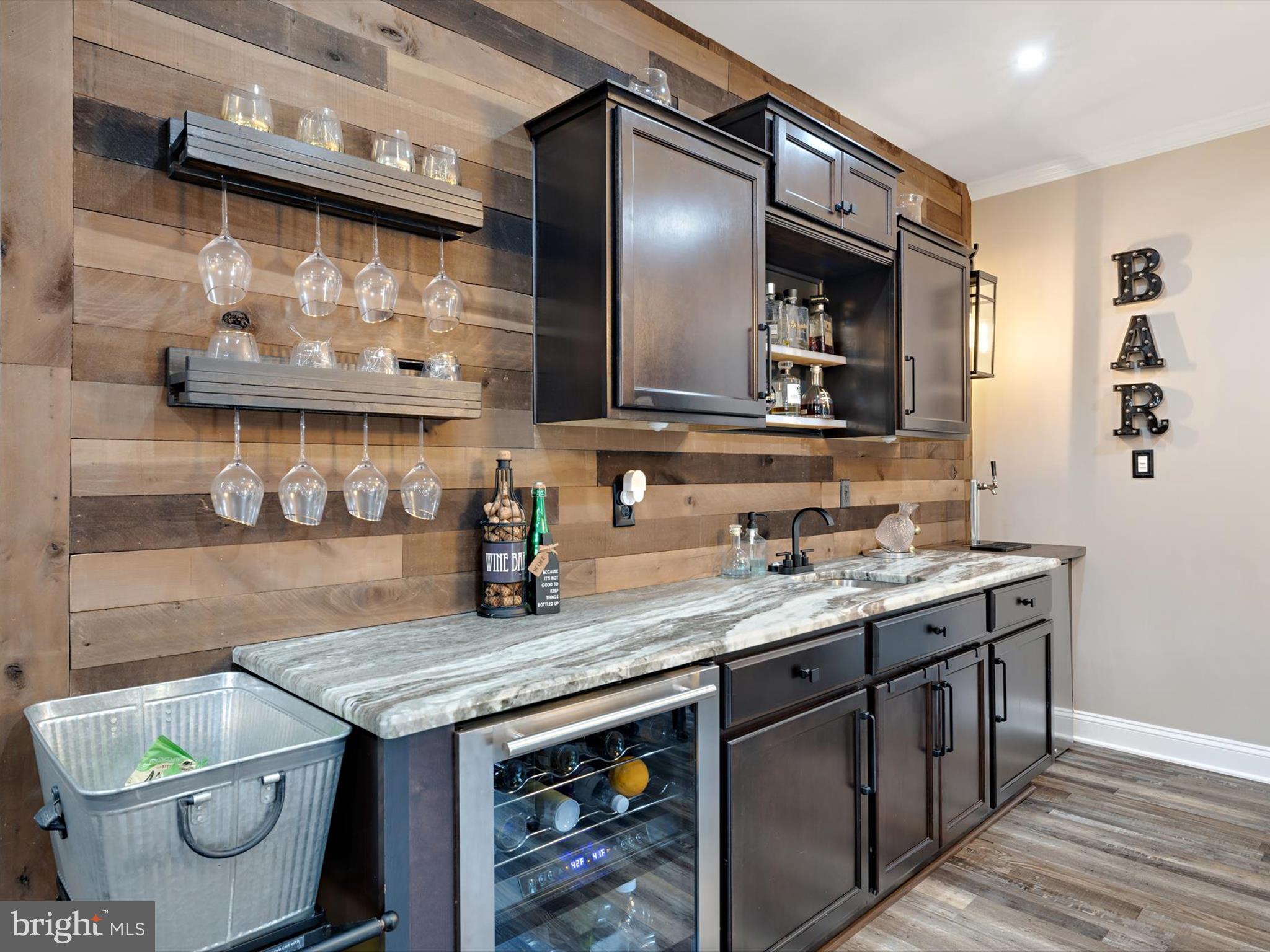 STRATFORD ESTATES - Residential