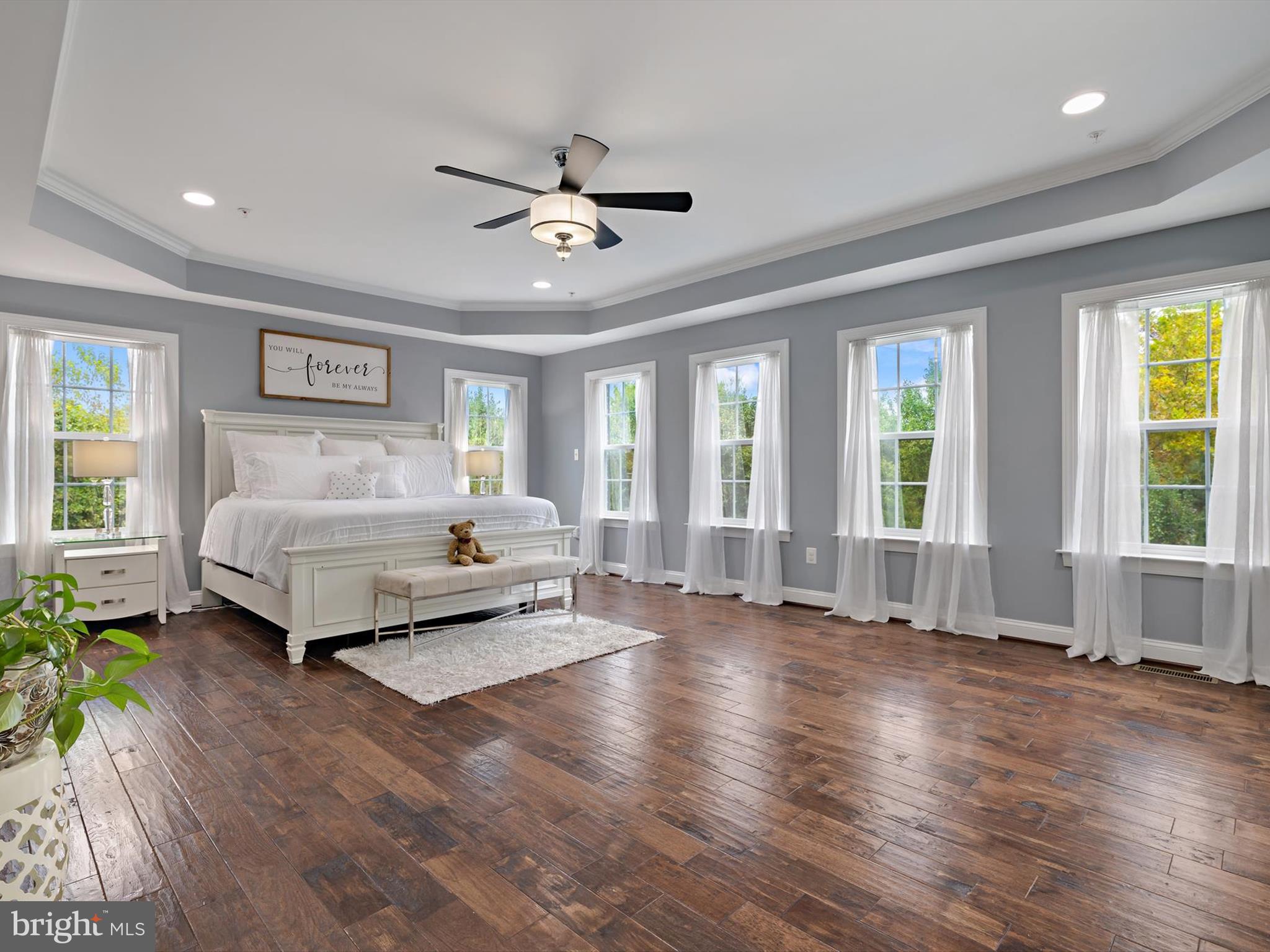 STRATFORD ESTATES - Residential