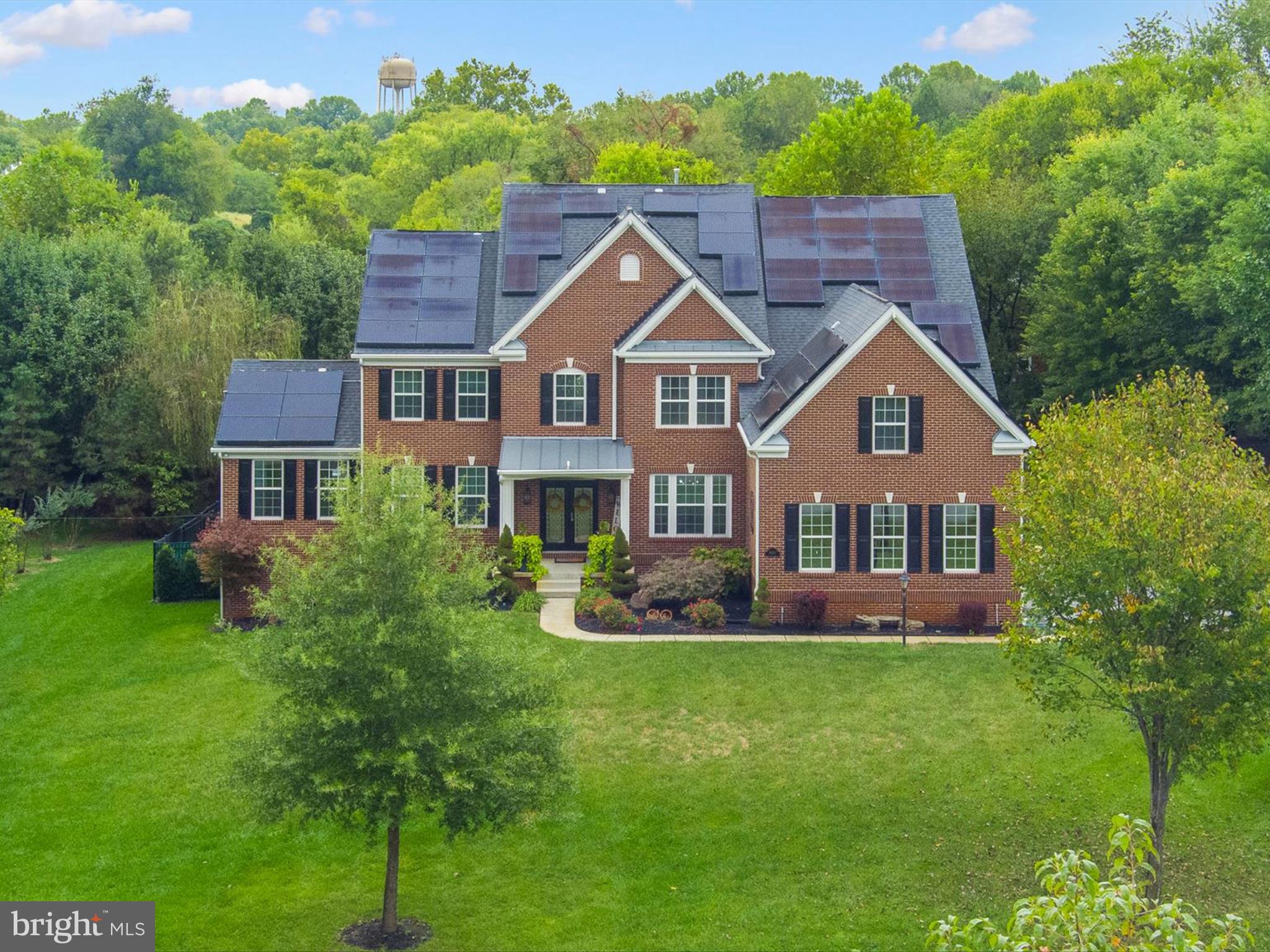 STRATFORD ESTATES - Residential