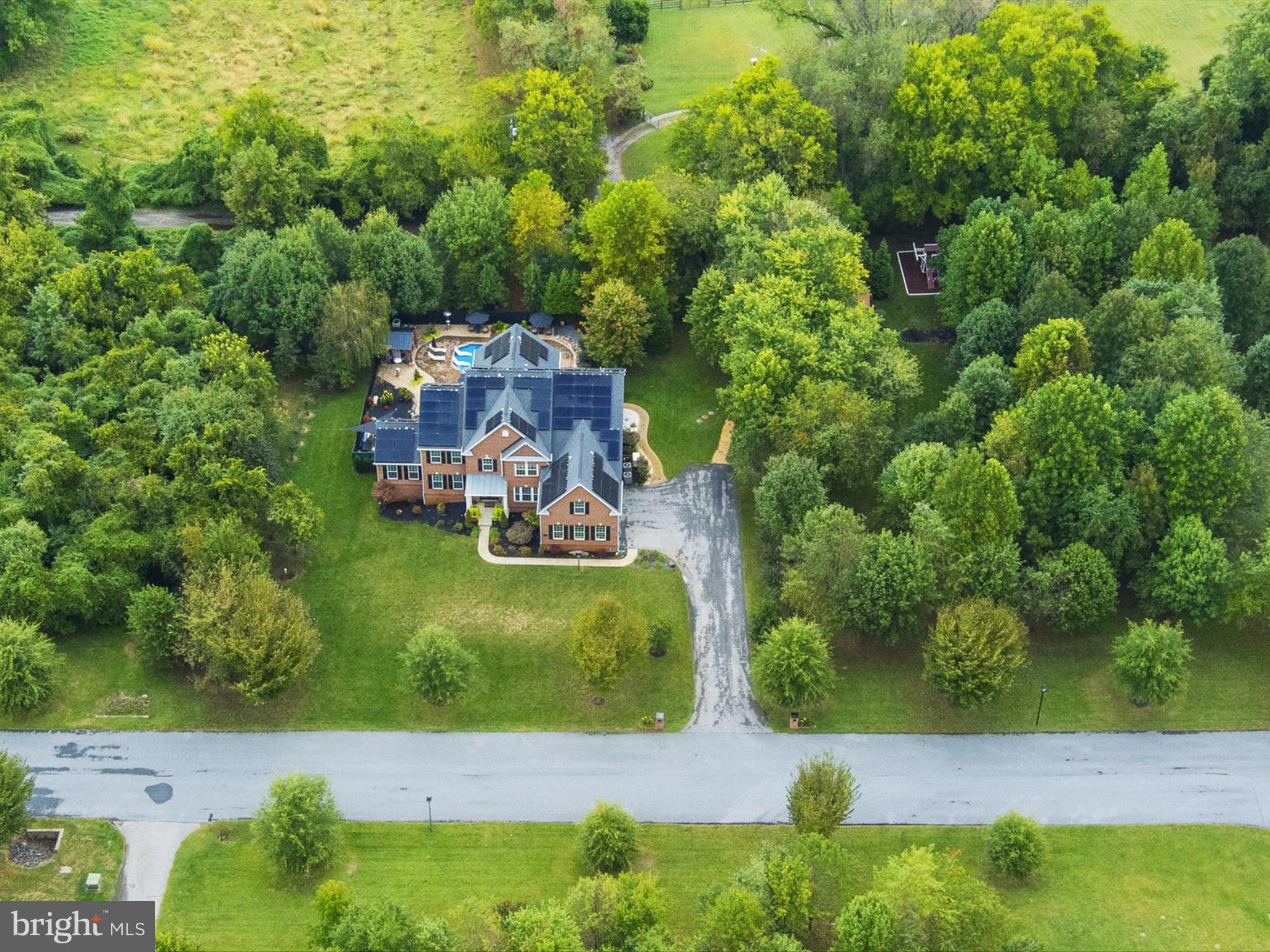 STRATFORD ESTATES - Residential