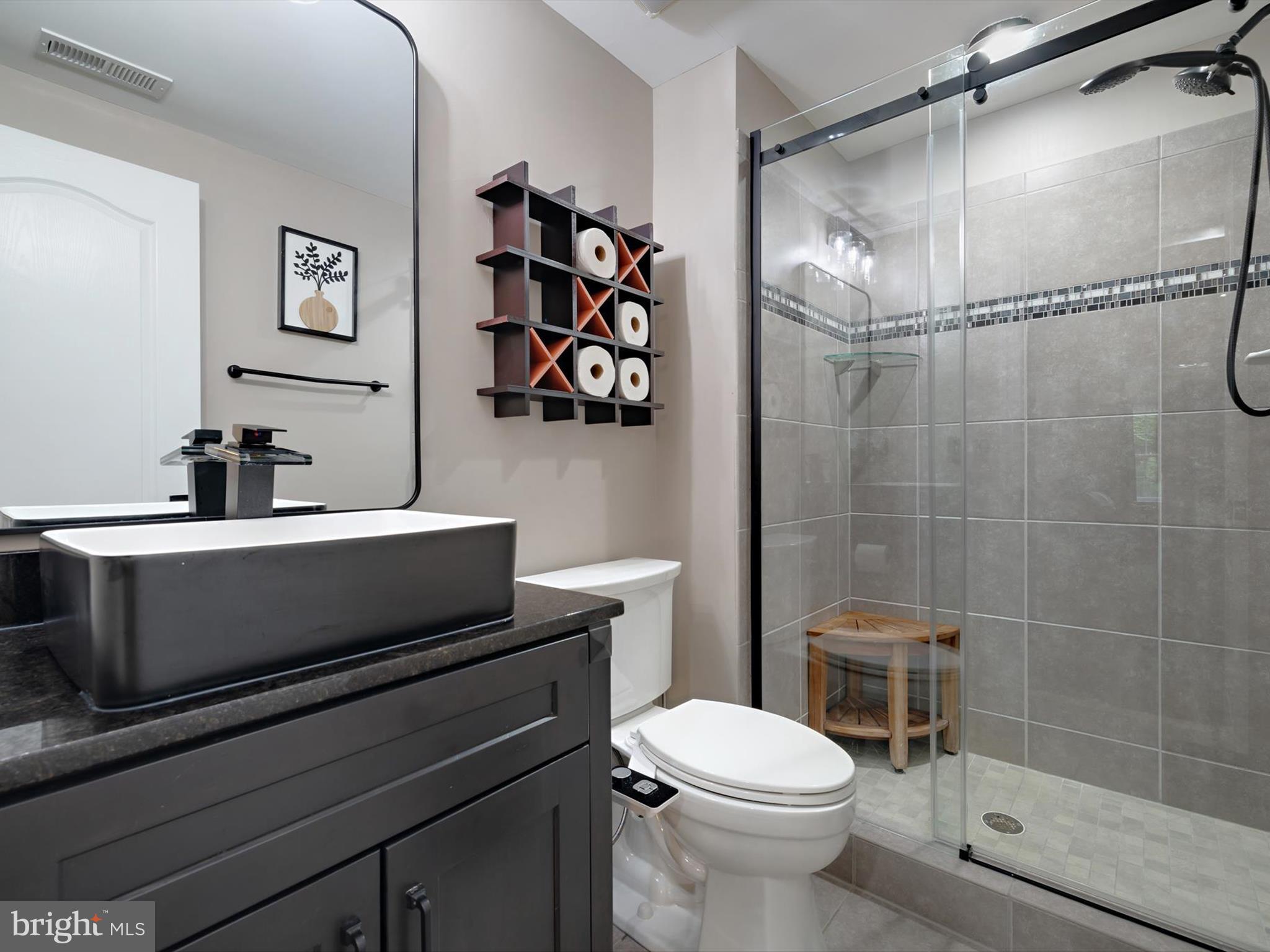 STRATFORD ESTATES - Residential