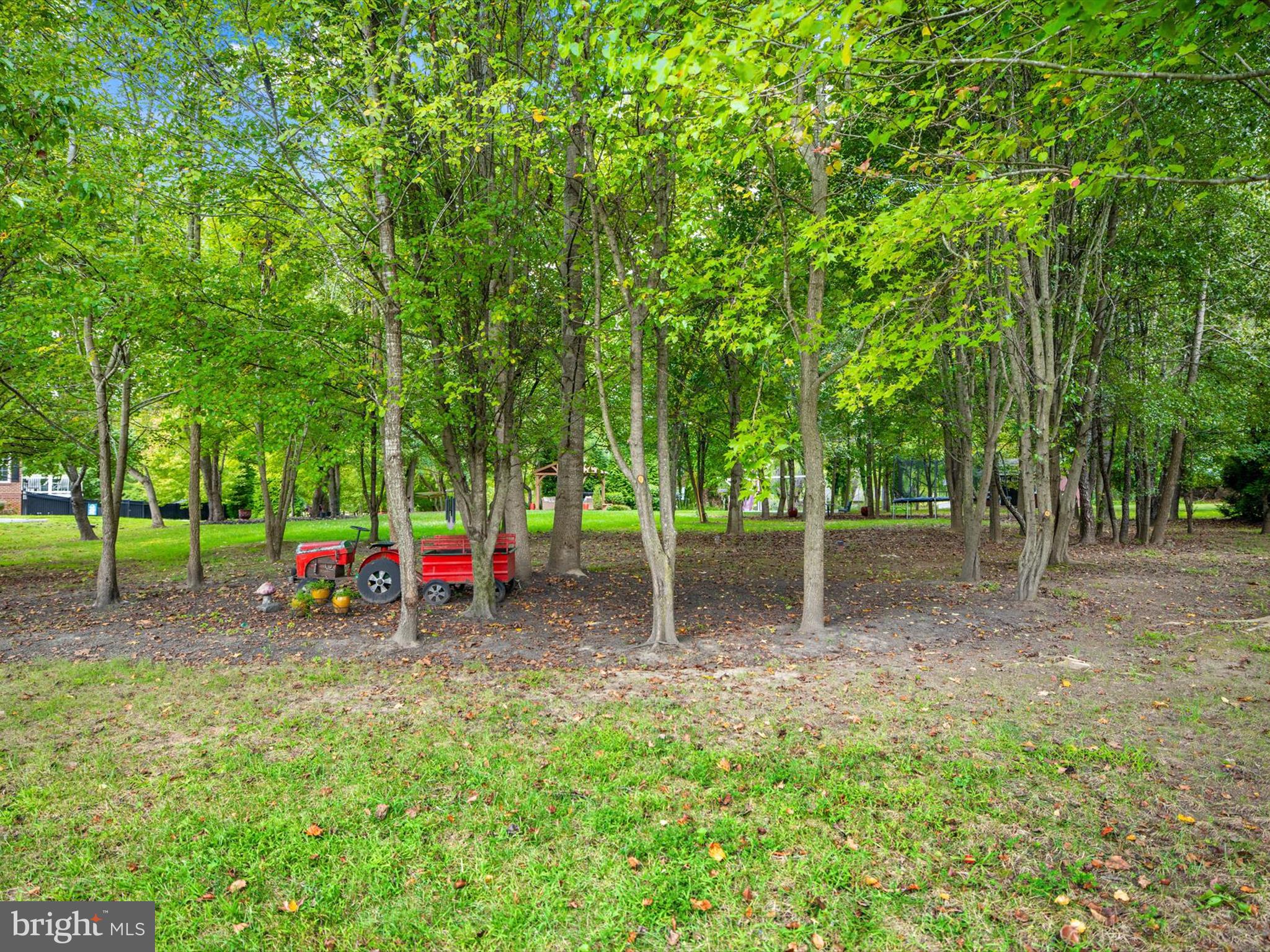 STRATFORD ESTATES - Residential