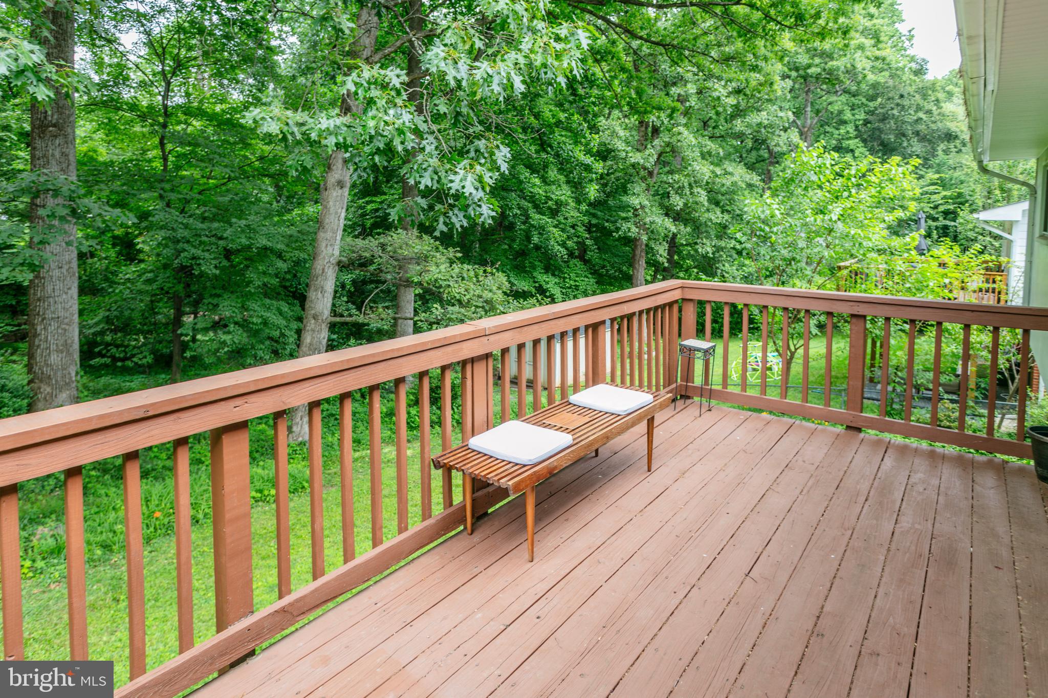 SURREY SQUARE - Residential