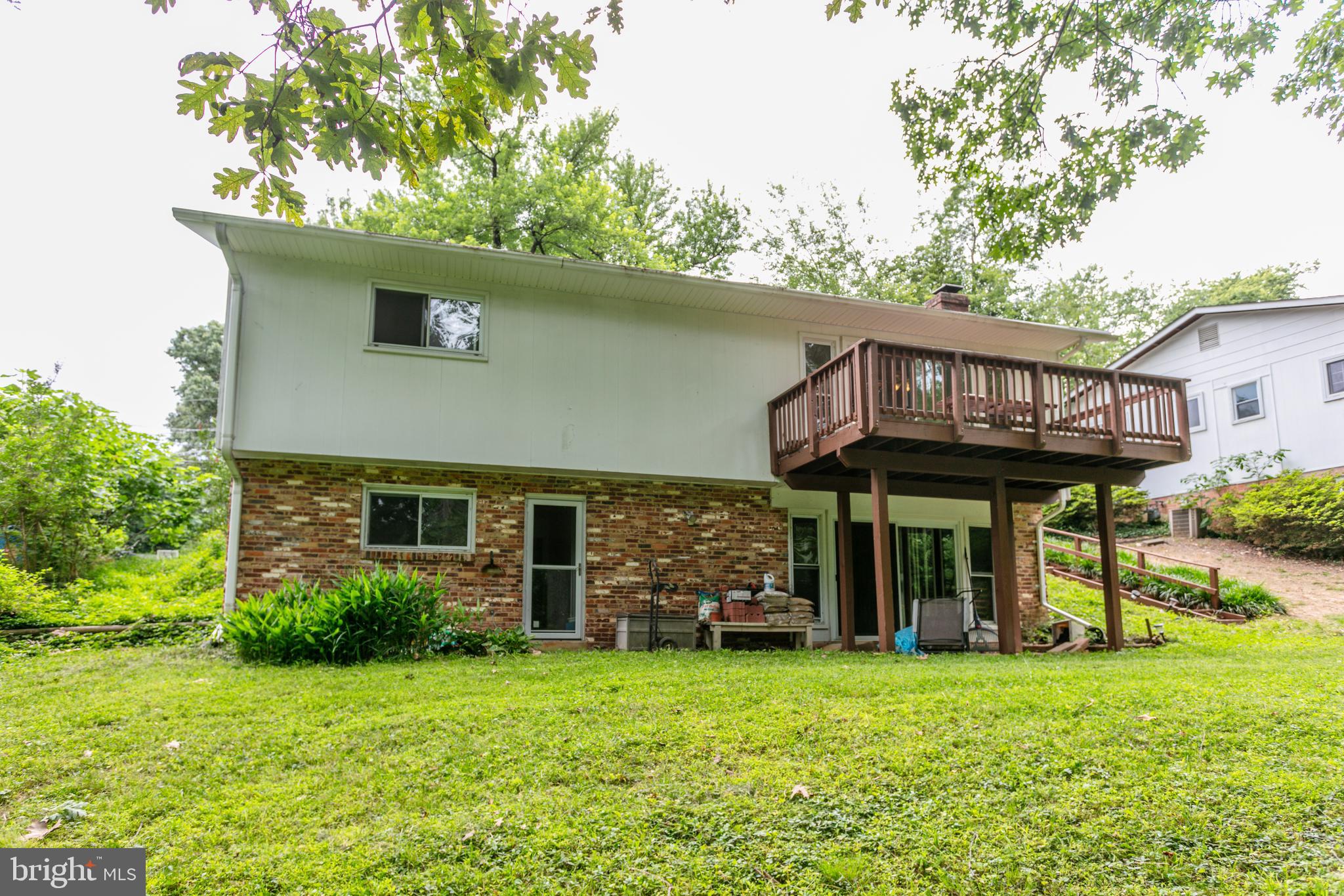 SURREY SQUARE - Residential