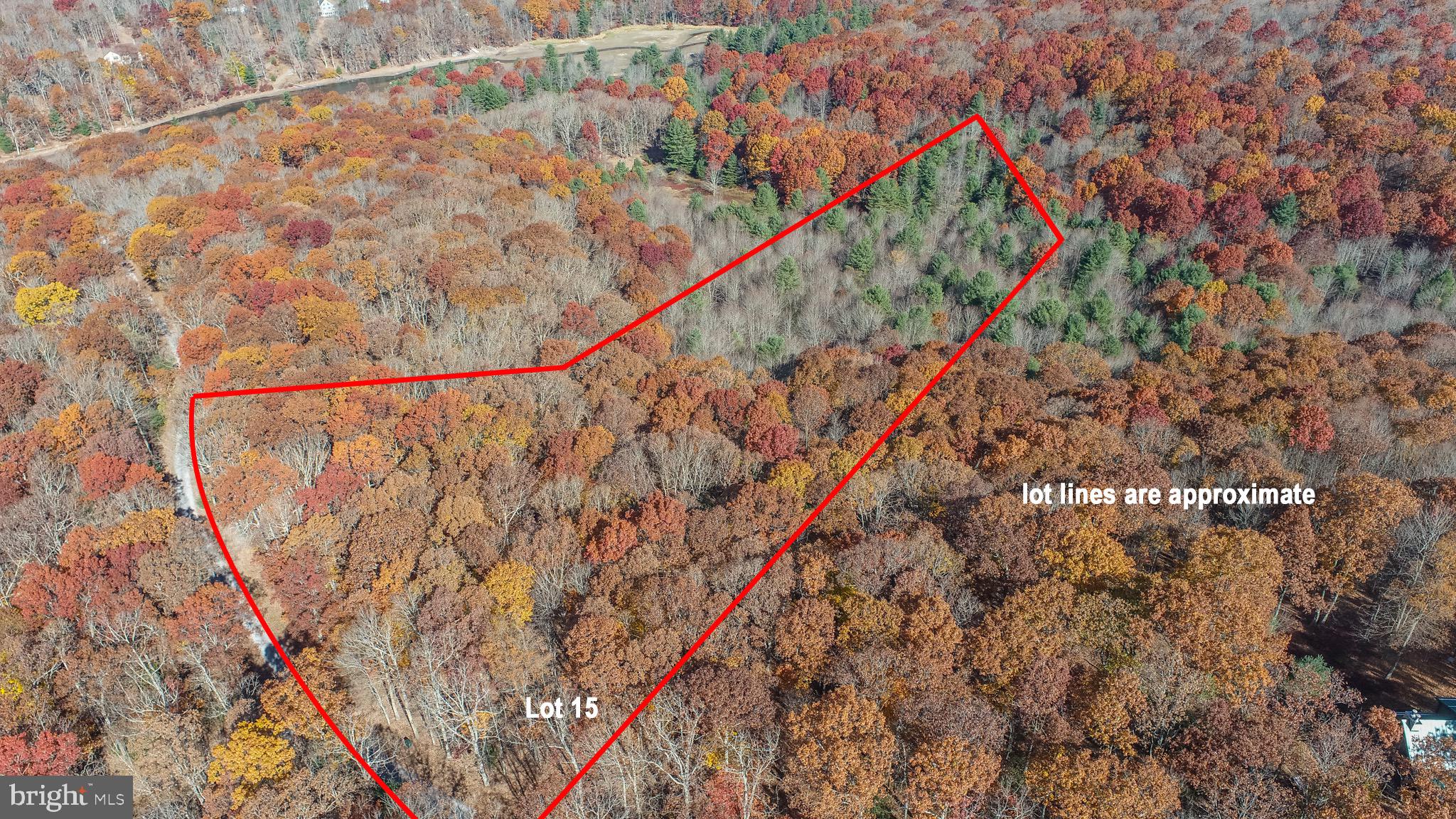 5 acres of privacy on the south end of Deep Creek Lake! This homesite offers lake access just a golf cart ride away through the Loch Glade Sanctuary HOA. The lake access sits in a no wake zone, excellent for fishing or kayaking. Electricity is already at the street, just awaiting your building plans! Call today to schedule a tour of this private, Deep Creek Lake homesite!