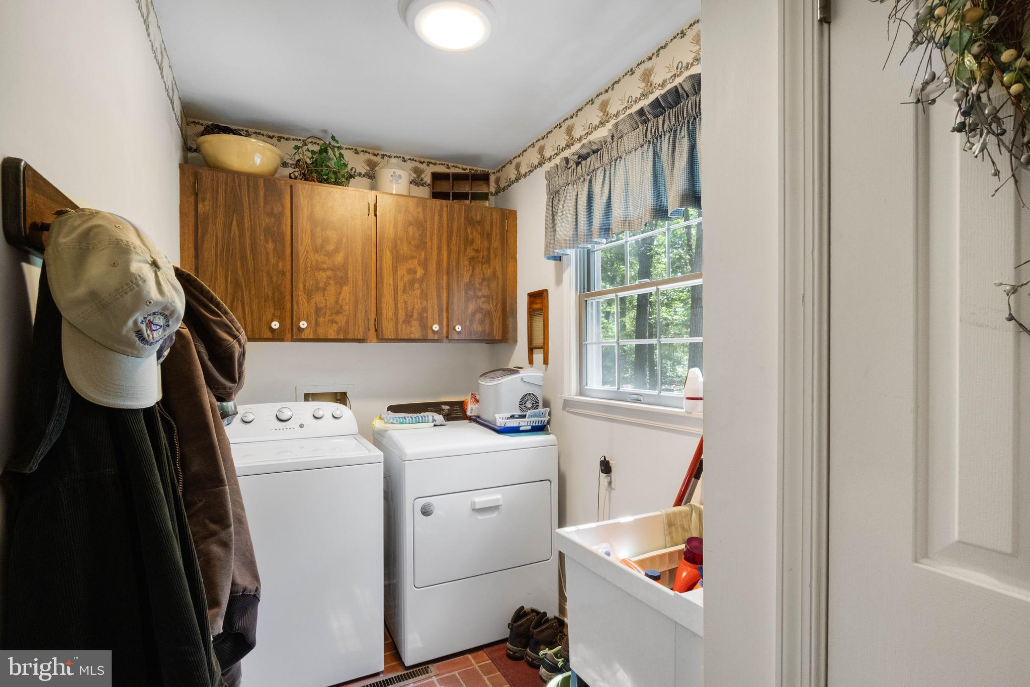 OLDE MILL - Residential