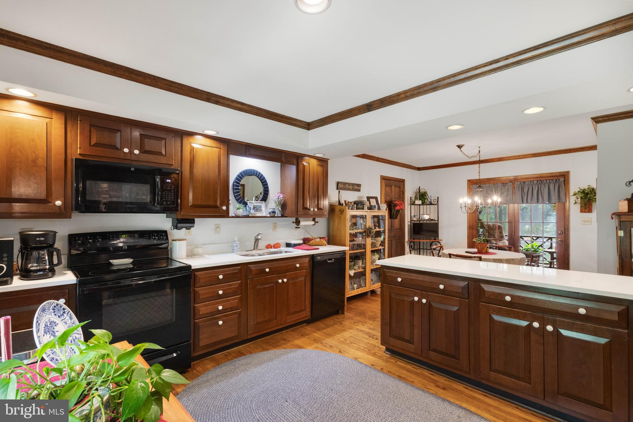 OLDE MILL - Residential