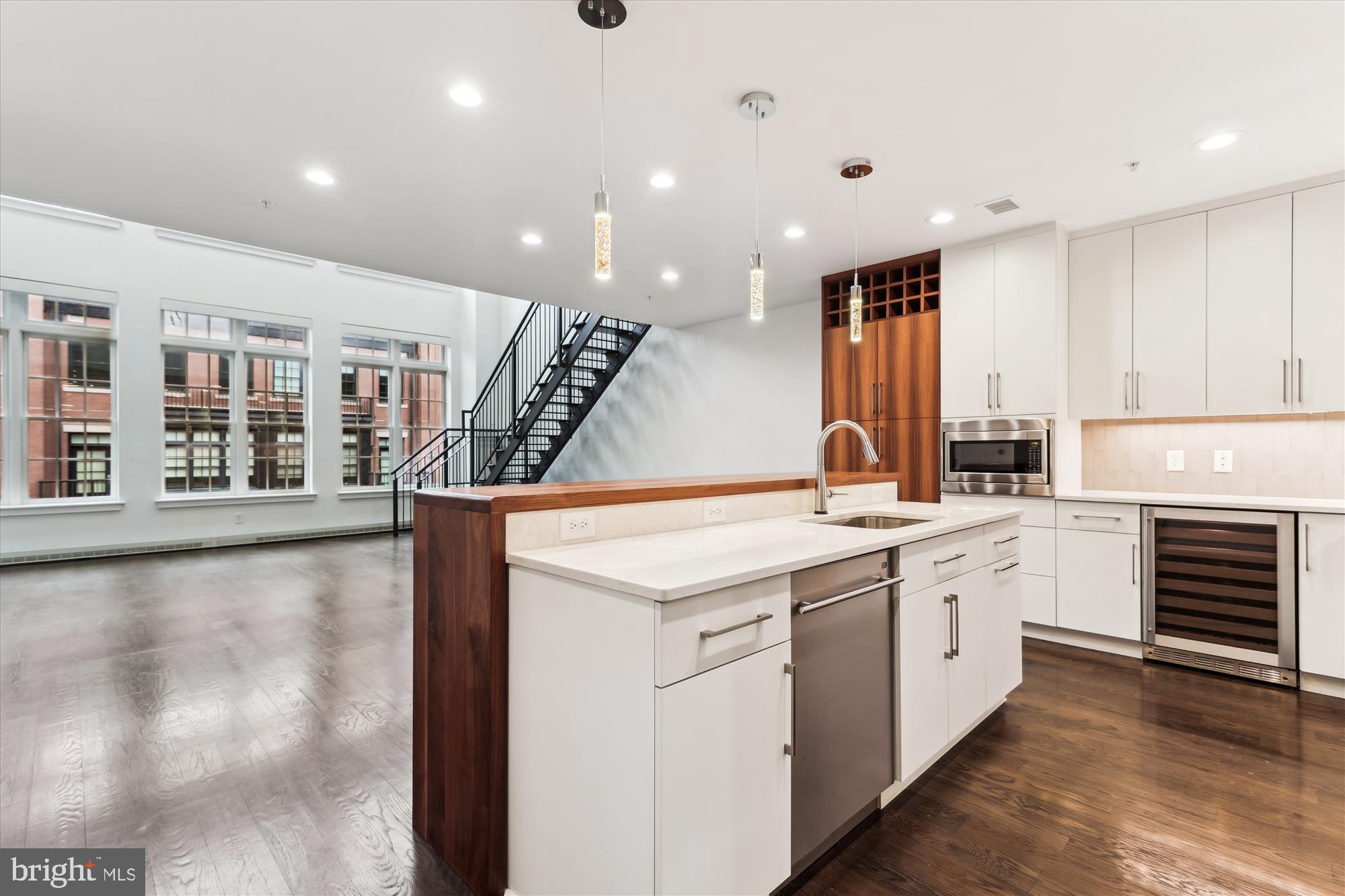 1610 N QUEEN STREET 247-D