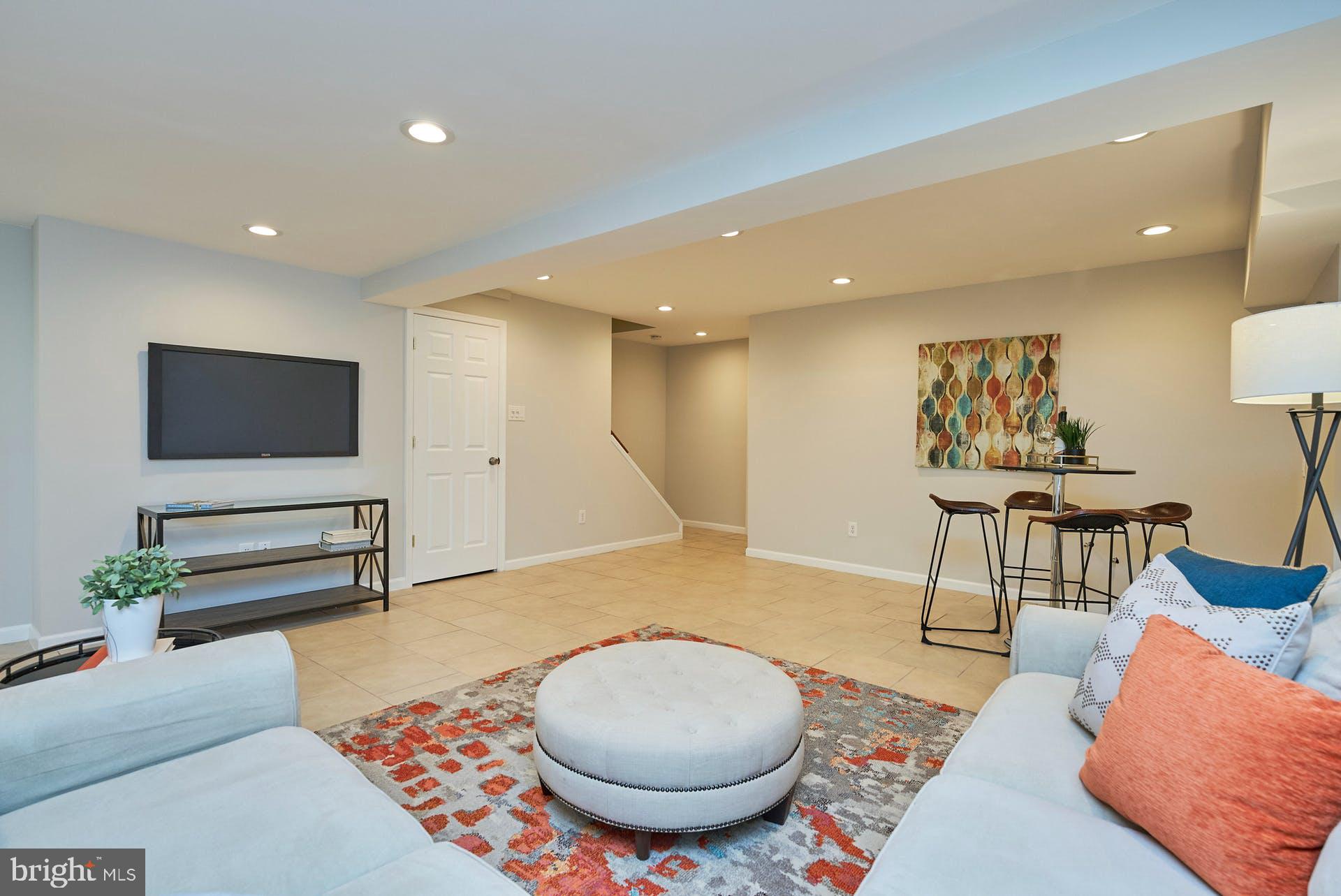 LAFAYETTE PARK - Residential