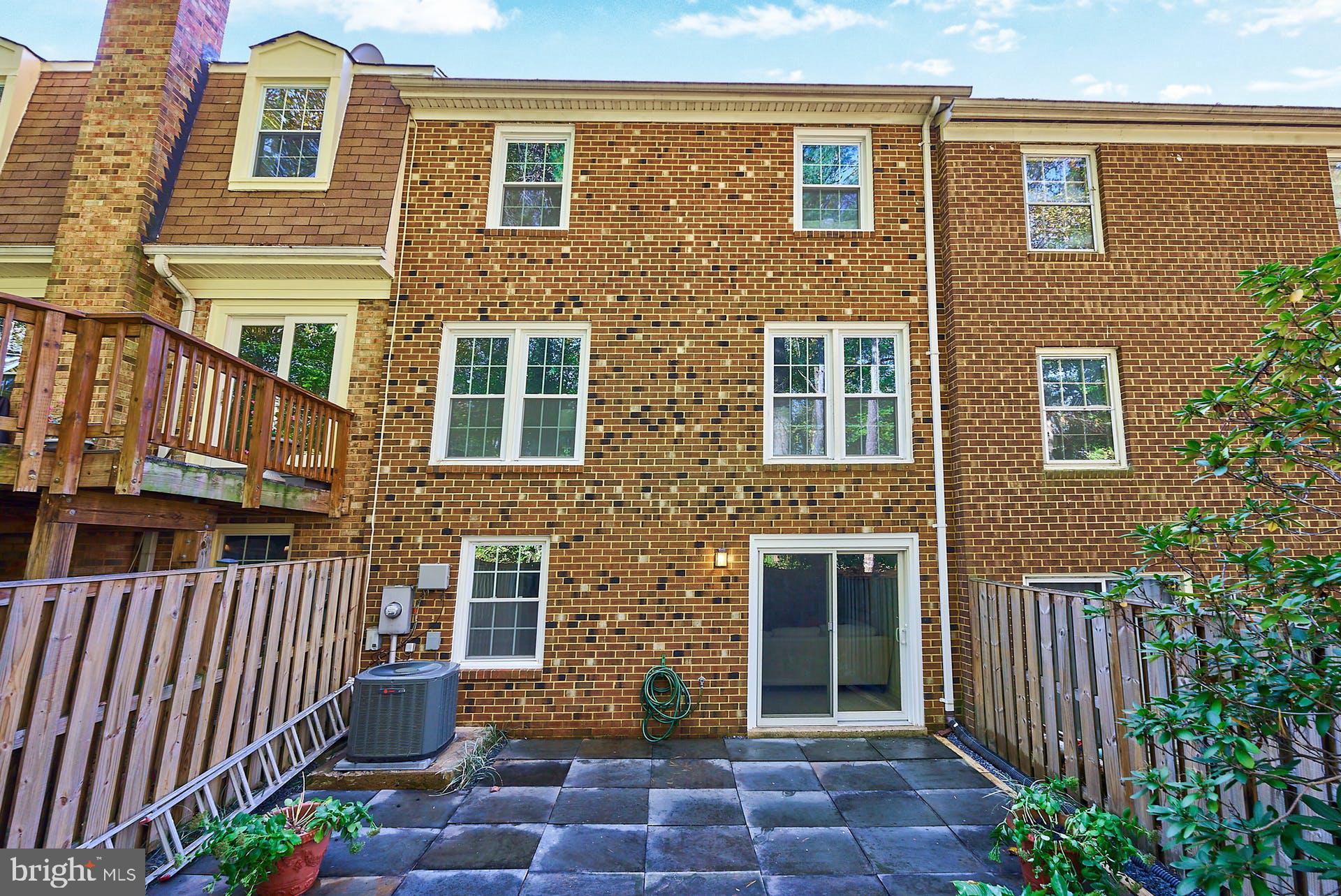 LAFAYETTE PARK - Residential