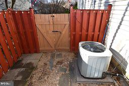 FAIR WOODS - Residential