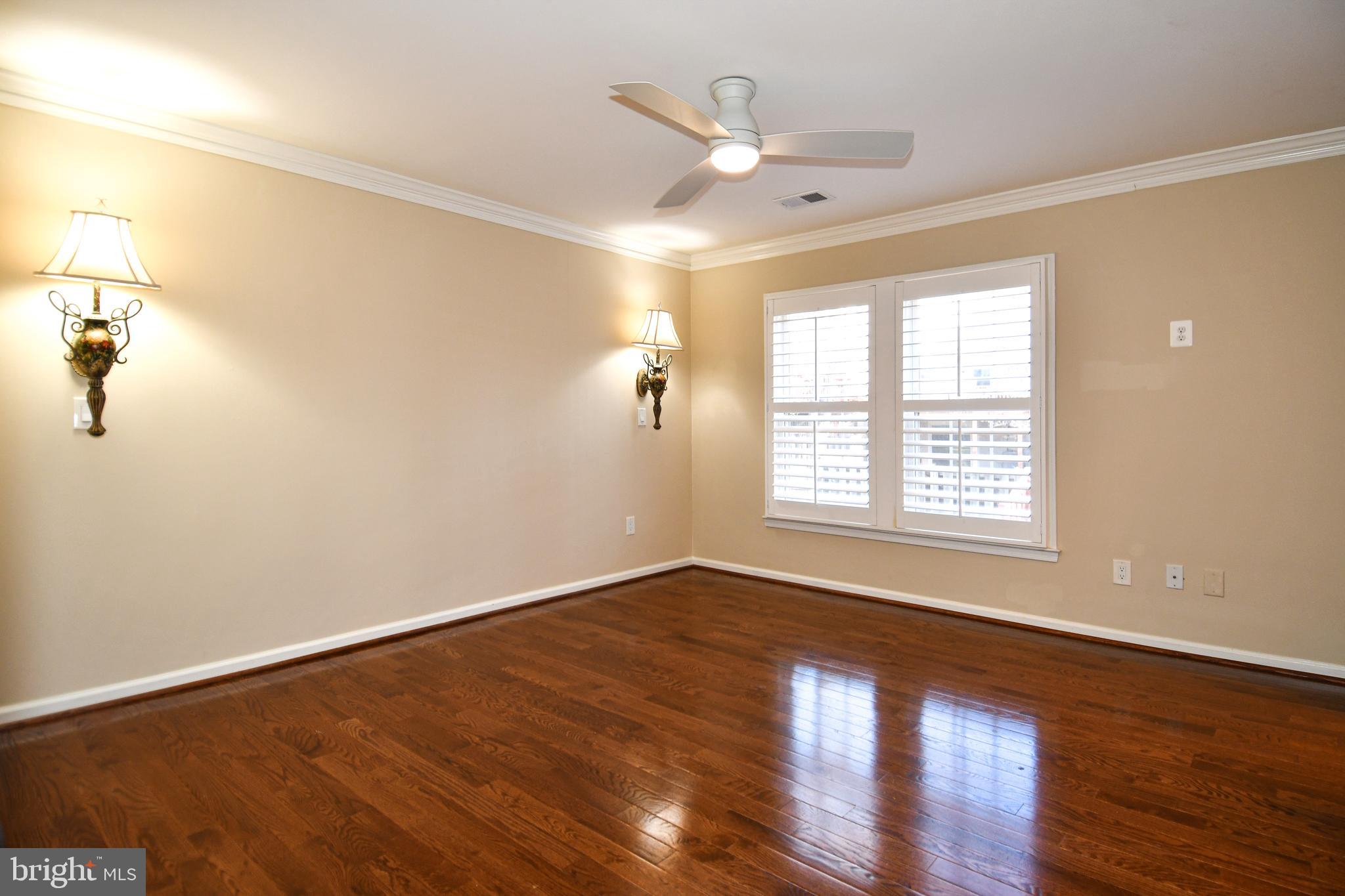 FAIR WOODS - Residential