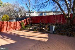 FAIR WOODS - Residential