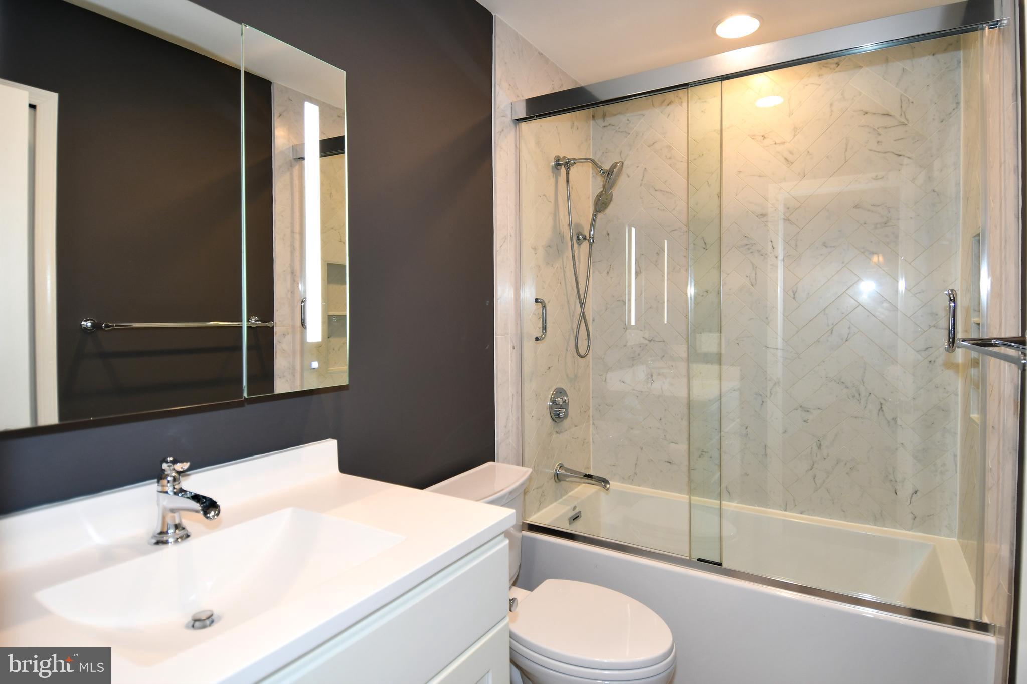 FAIR WOODS - Residential