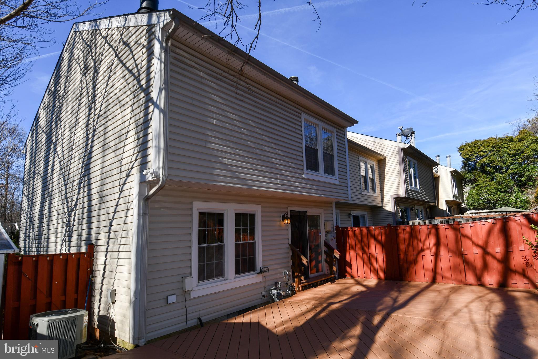 FAIR WOODS - Residential