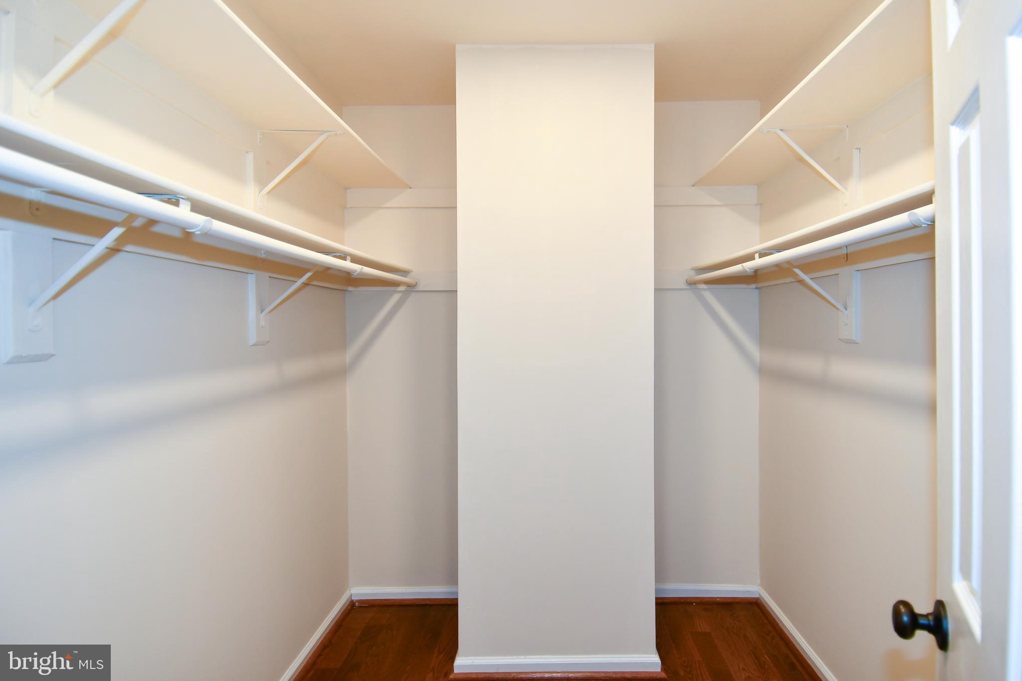 FAIR WOODS - Residential