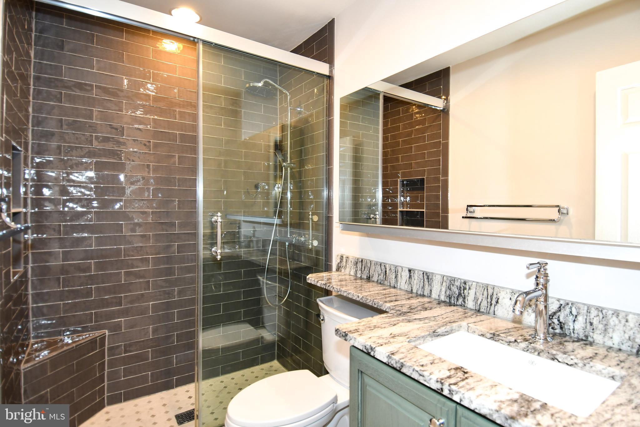 FAIR WOODS - Residential