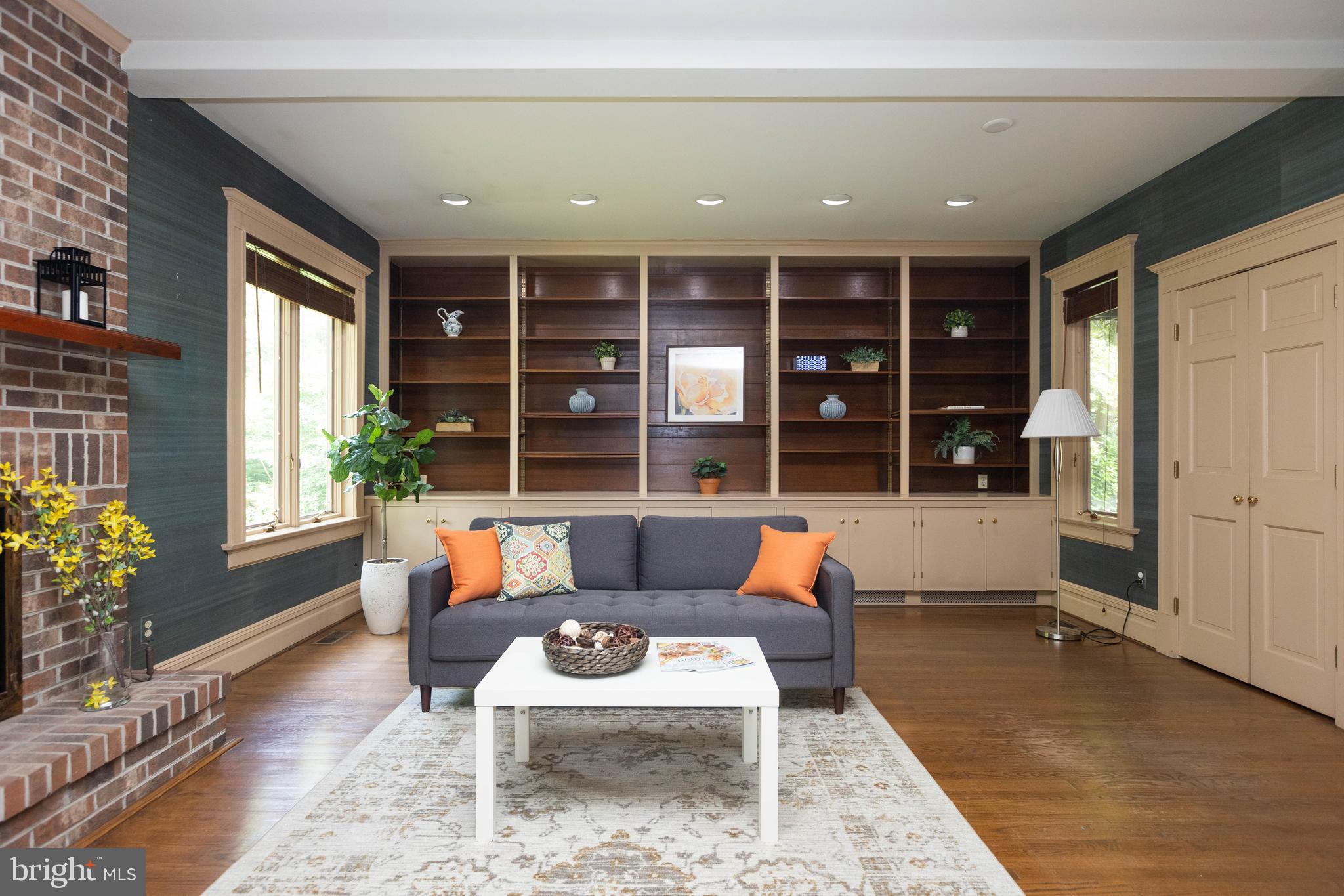 ROLAND PARK - Residential