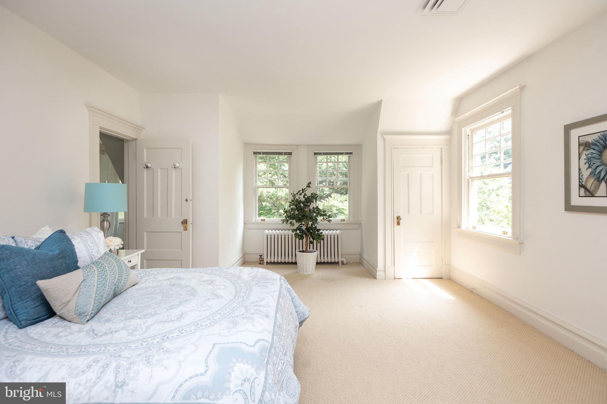 ROLAND PARK - Residential