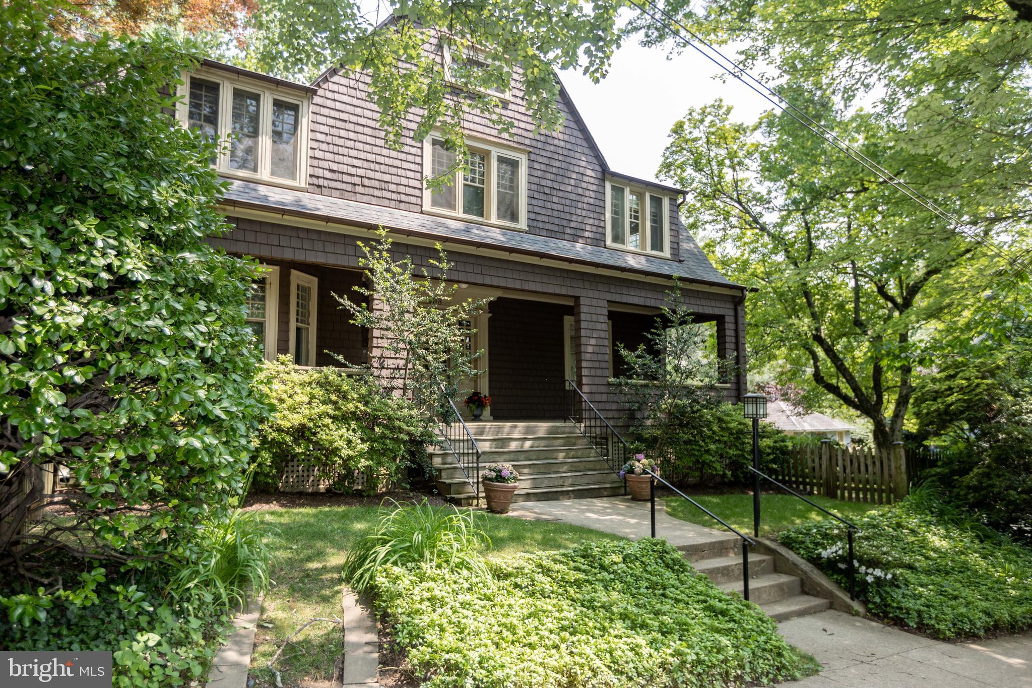 ROLAND PARK - Residential